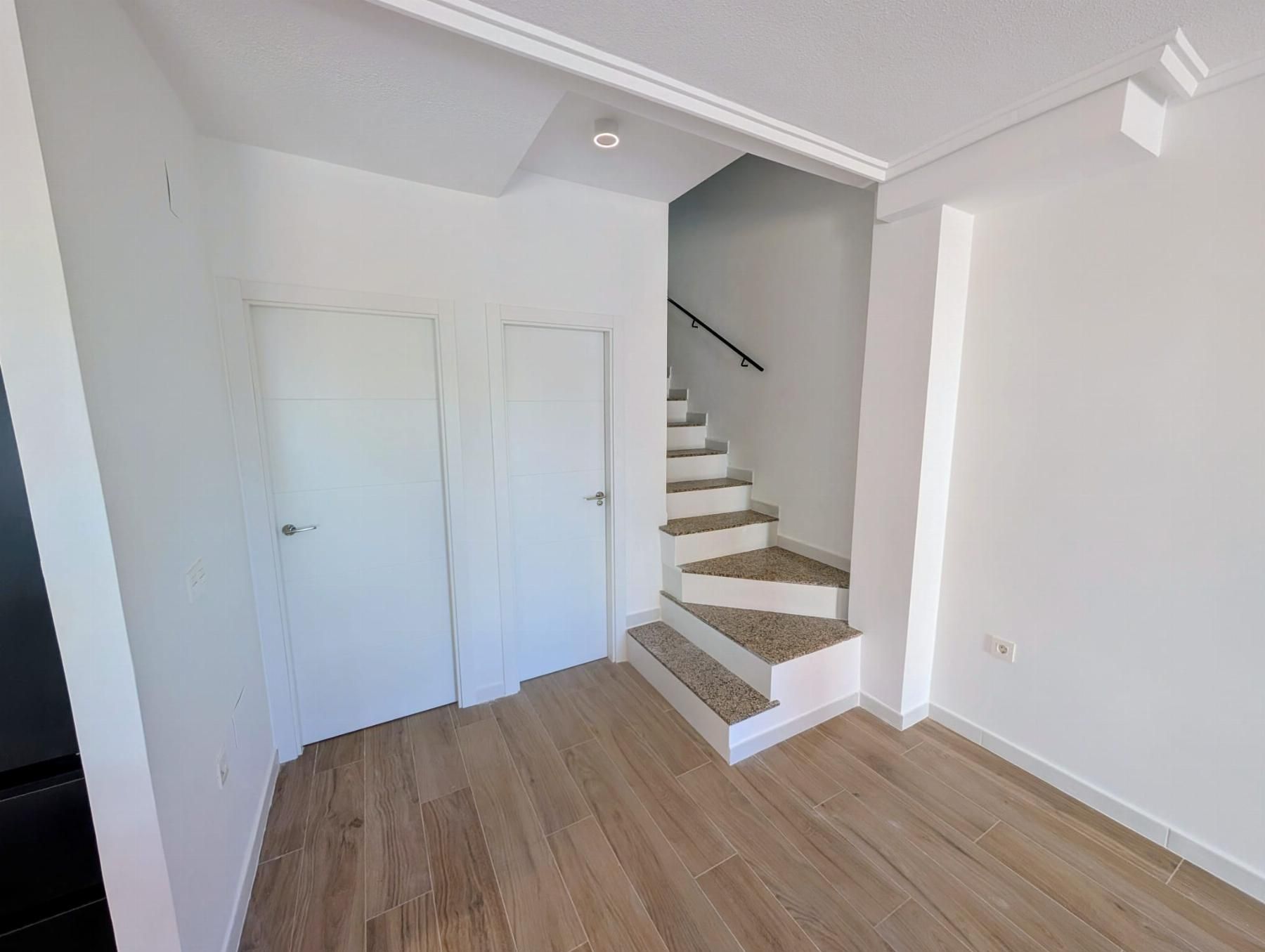 Dzīvoklis La Florida, Alicante, Spānijā 95 m2 Nr. 168270