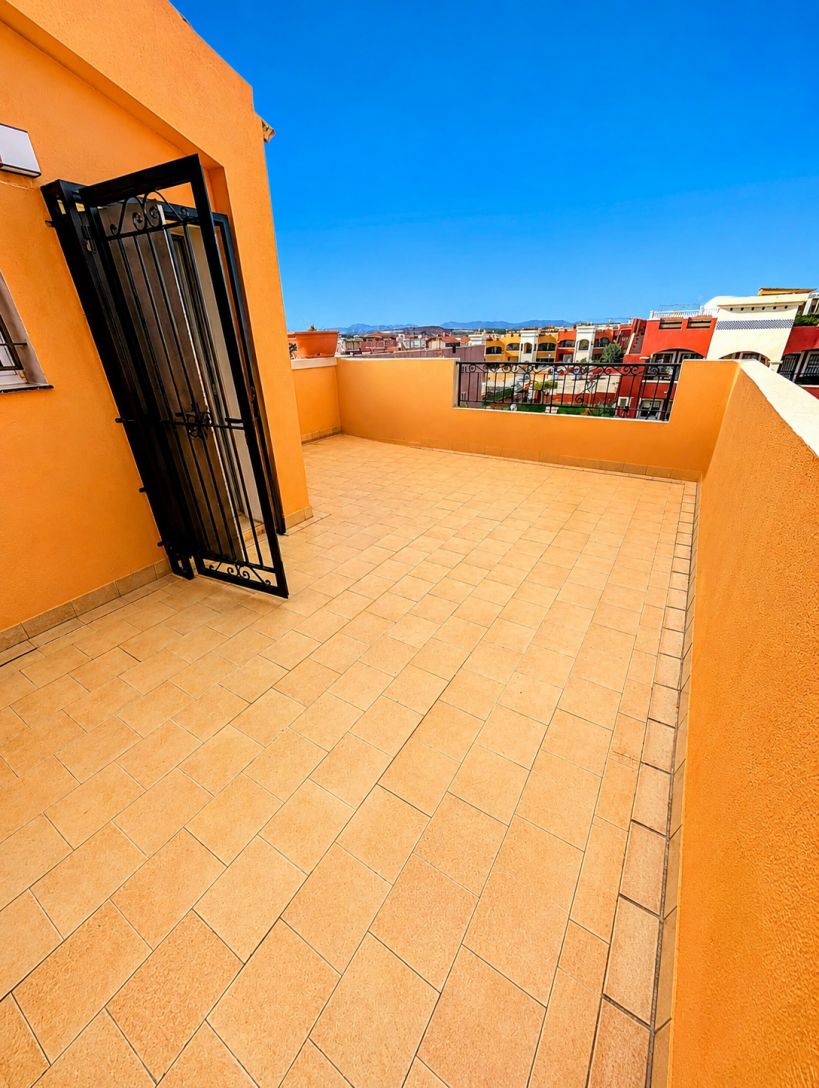 Dzīvoklis La Florida, Alicante, Spānijā 95 m2 Nr. 168270