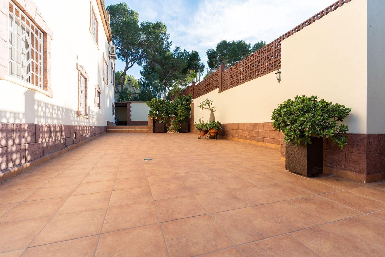 Willa w Los Balcones, Alicante, Hiszpania 7 sypialni, 312 mkw. nr 142510