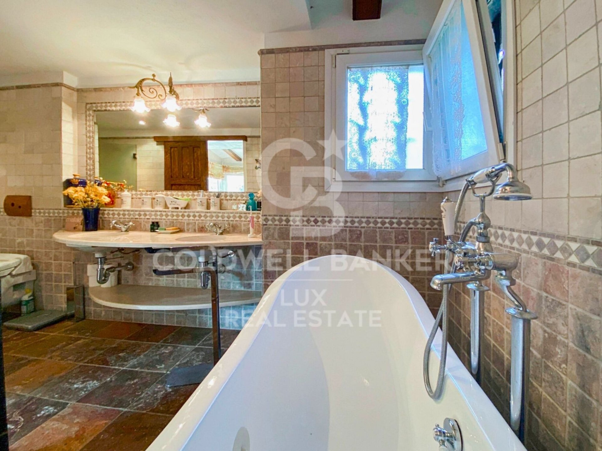 Villa en Cadaqués, Gerona, España 7 dormitorios, 575 m2 No. 160273