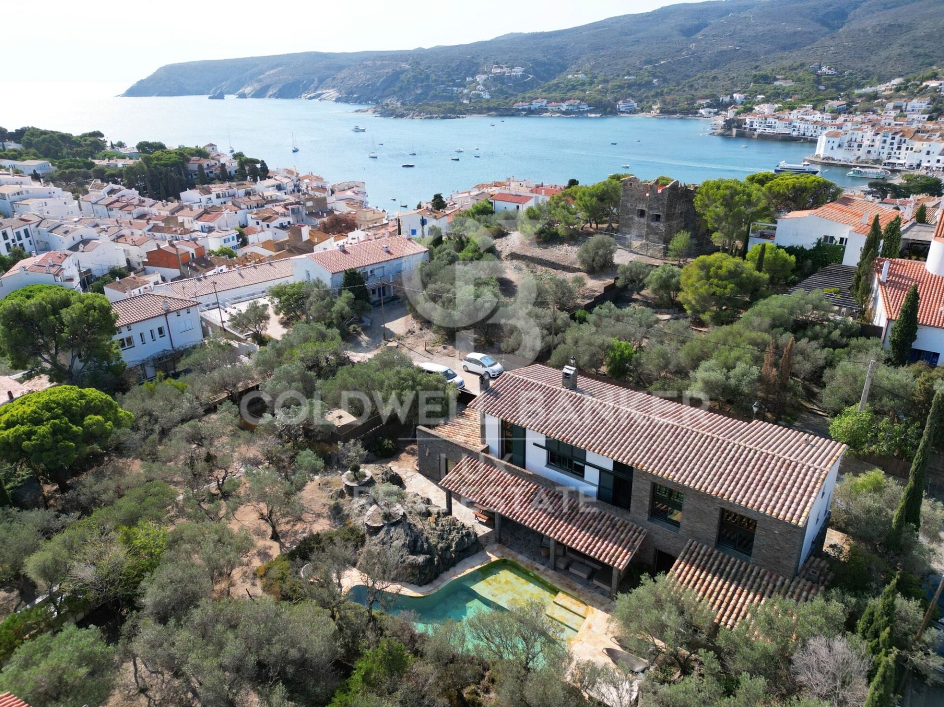Villa en Cadaqués, Gerona, España 7 dormitorios, 575 m2 No. 160273