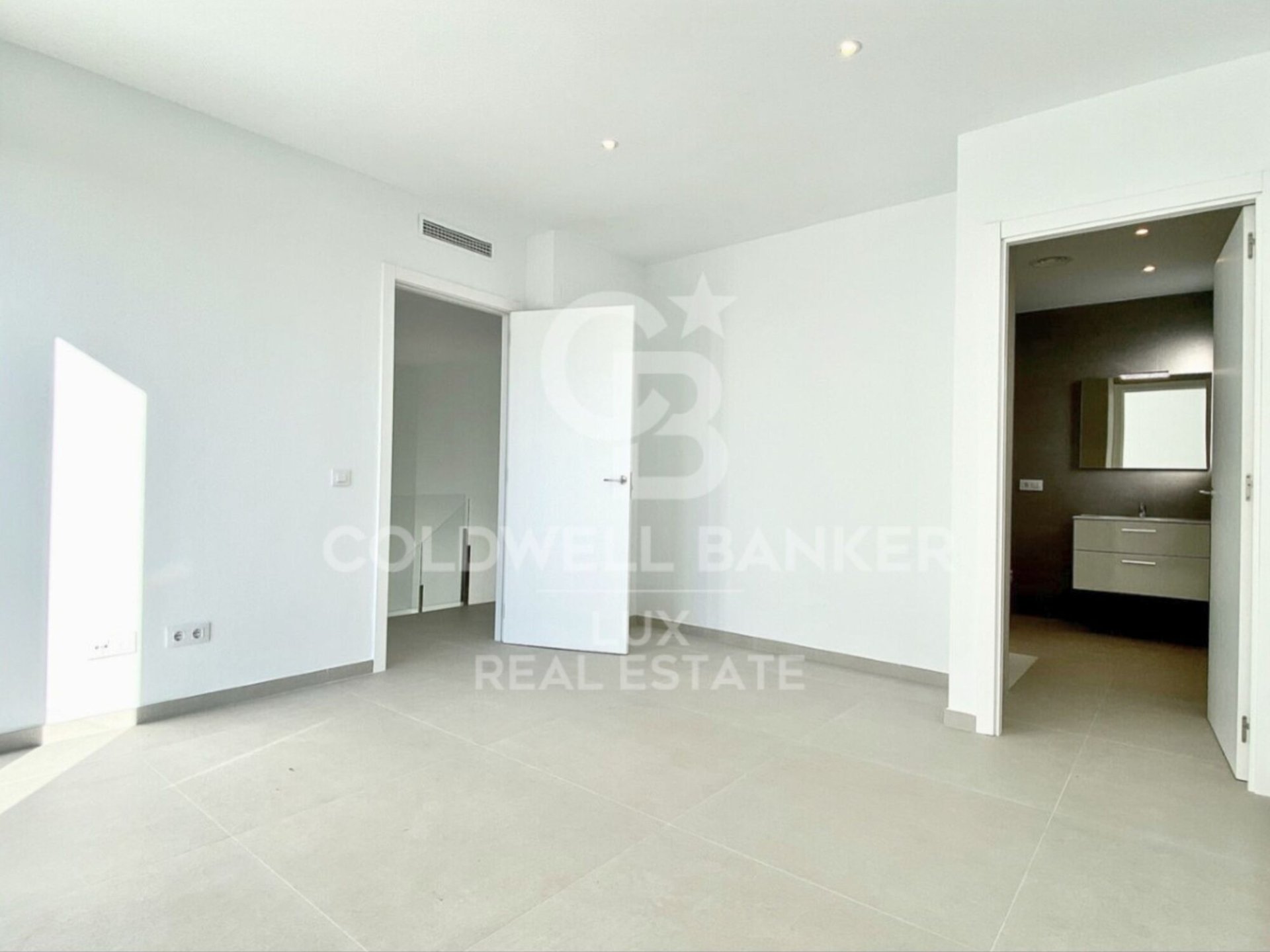 Māja Empuriabrava, Girona, Spānijā 4 istabas, 162 m2 Nr. 160276