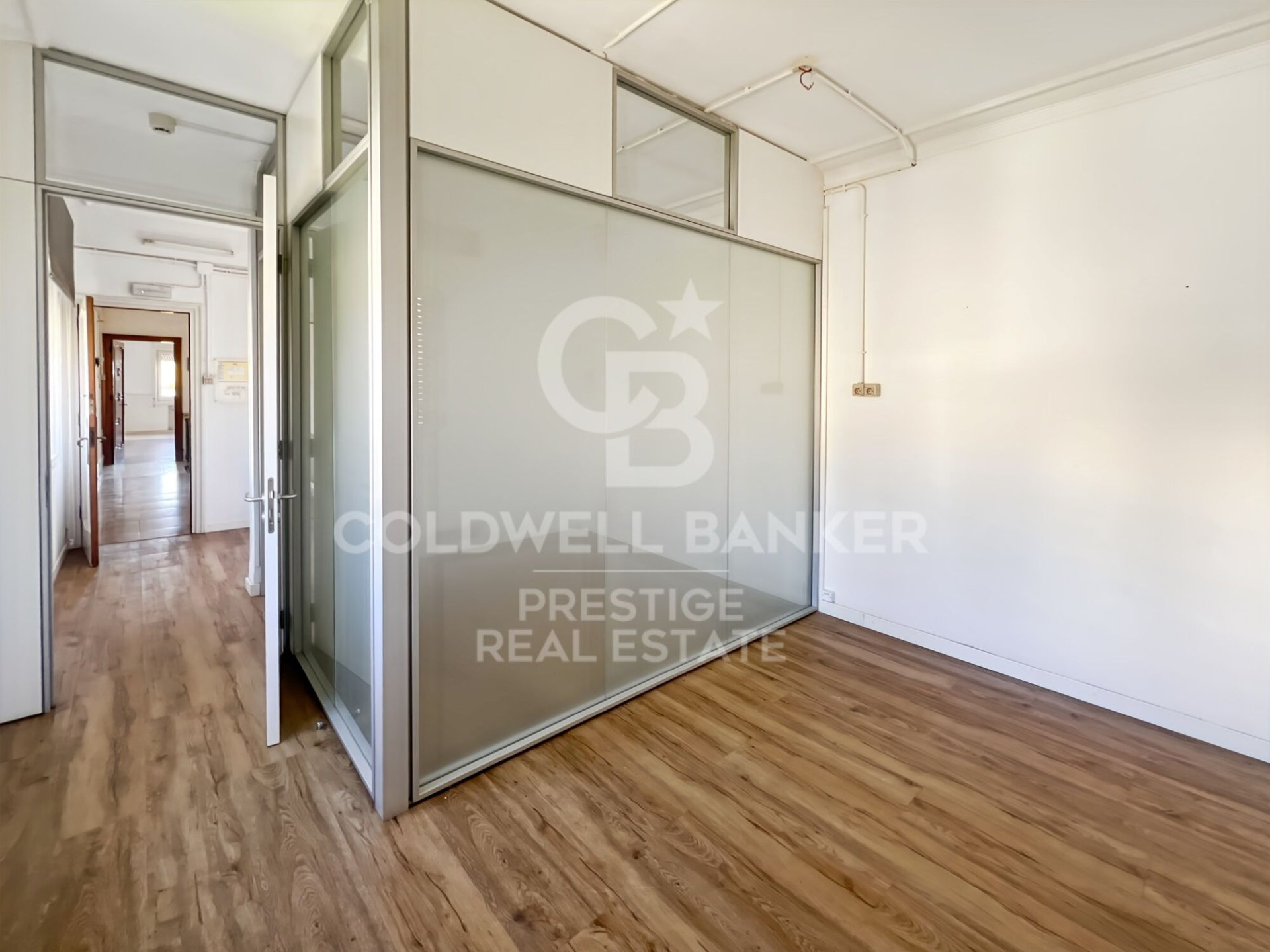 Сasa en Barcelona, España 8 dormitorios, 950 m2 No. 160275
