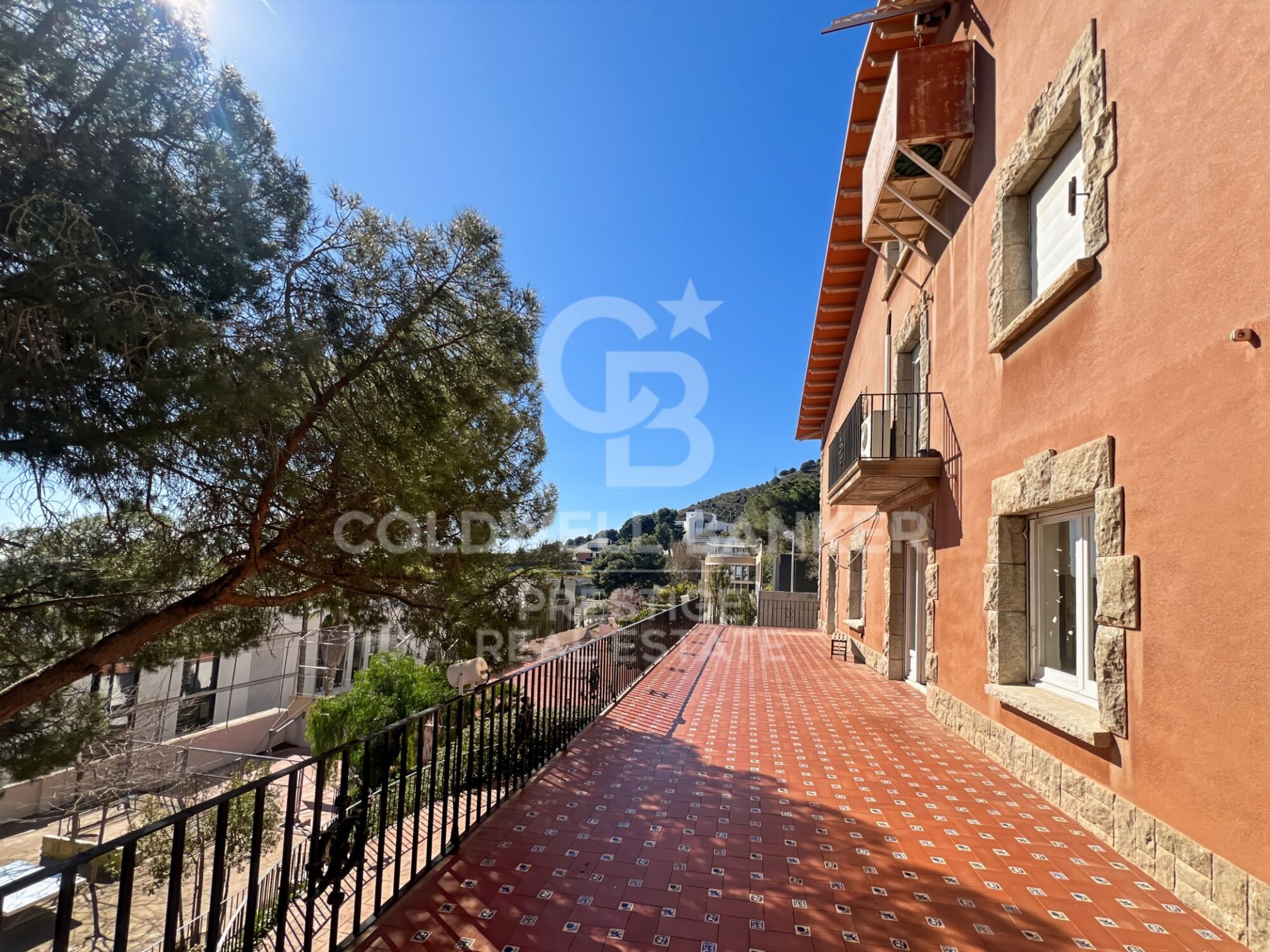 Сasa en Barcelona, España 8 dormitorios, 950 m2 No. 160275