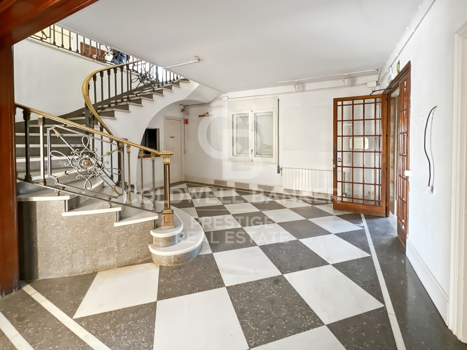 Сasa en Barcelona, España 8 dormitorios, 950 m2 No. 160275