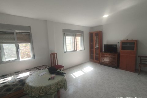 Квартира в Аликанте, Испания 2 спальни, 76м2 №183066