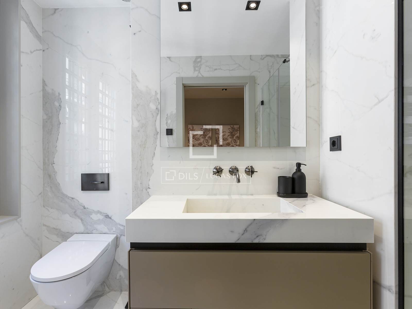 Huoneisto Barcelona, Espanja 2 makuuhuonetta, 85 m2 No. 150387