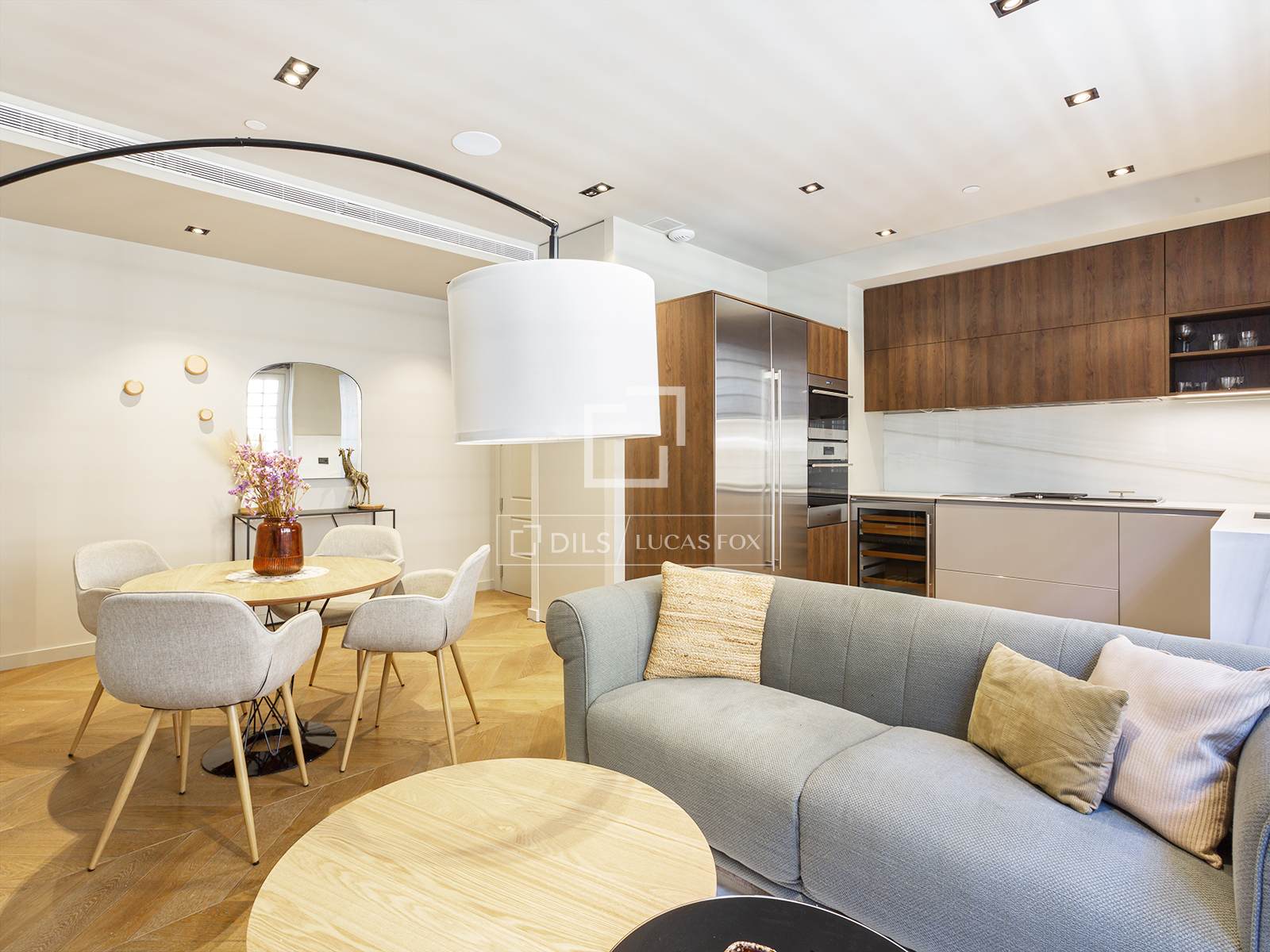 Huoneisto Barcelona, Espanja 2 makuuhuonetta, 85 m2 No. 150387
