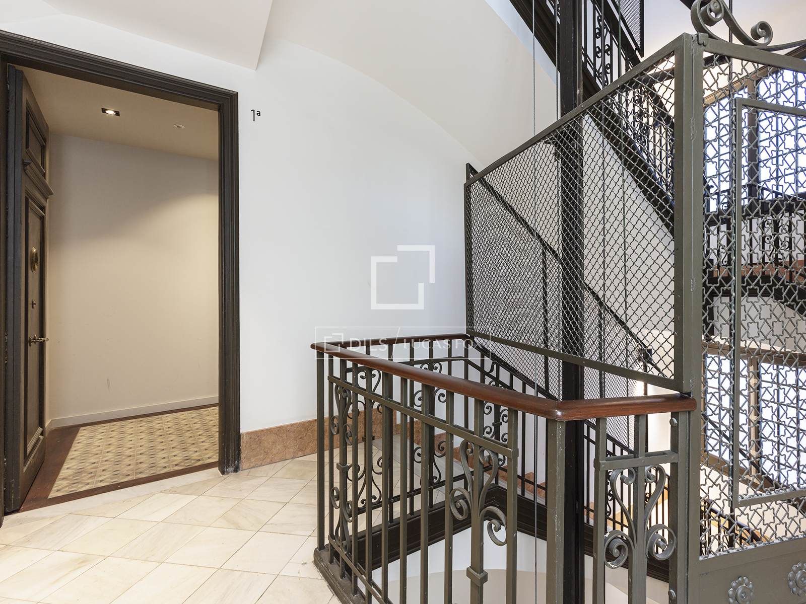 Huoneisto Barcelona, Espanja 2 makuuhuonetta, 85 m2 No. 150387