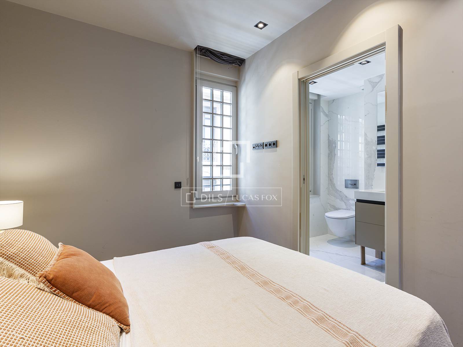 Huoneisto Barcelona, Espanja 2 makuuhuonetta, 85 m2 No. 150387