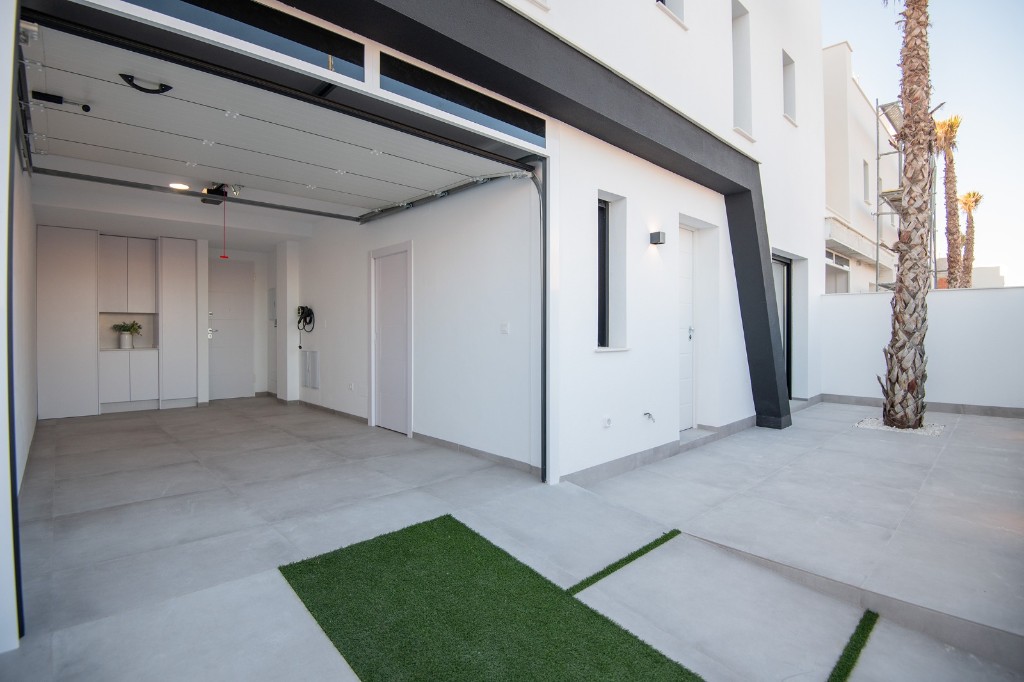 Rindu māja Alicante, Spānijā 3 istabas, 220 m2 Nr. 145103