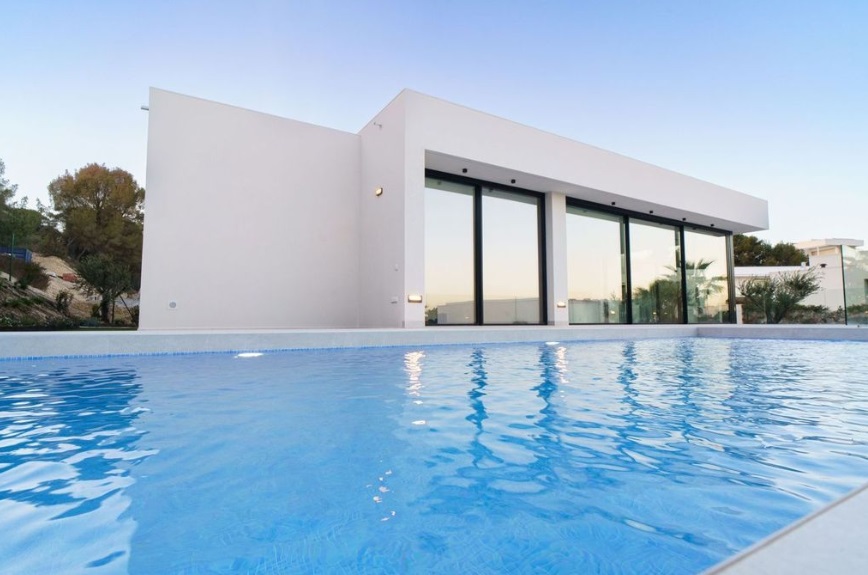 Villa in Campoamor, Alicante, Spain 3 bedrooms, 806 sq.m. No. 145099