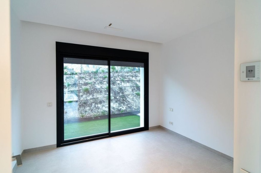 Villa in Campoamor, Alicante, Spain 3 bedrooms, 806 sq.m. No. 145099