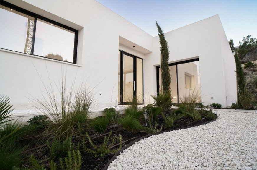 Villa in Campoamor, Alicante, Spain 3 bedrooms, 806 sq.m. No. 145099