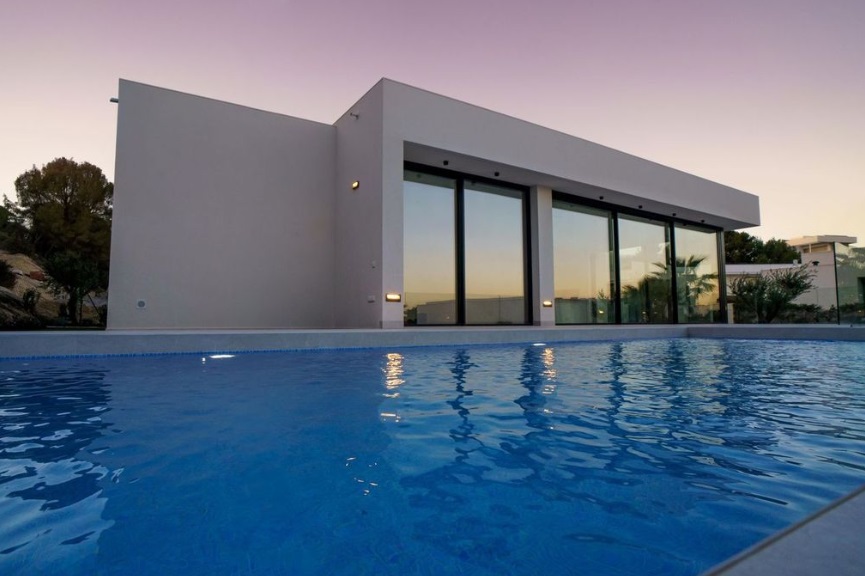 Villa in Campoamor, Alicante, Spain 3 bedrooms, 806 sq.m. No. 145099