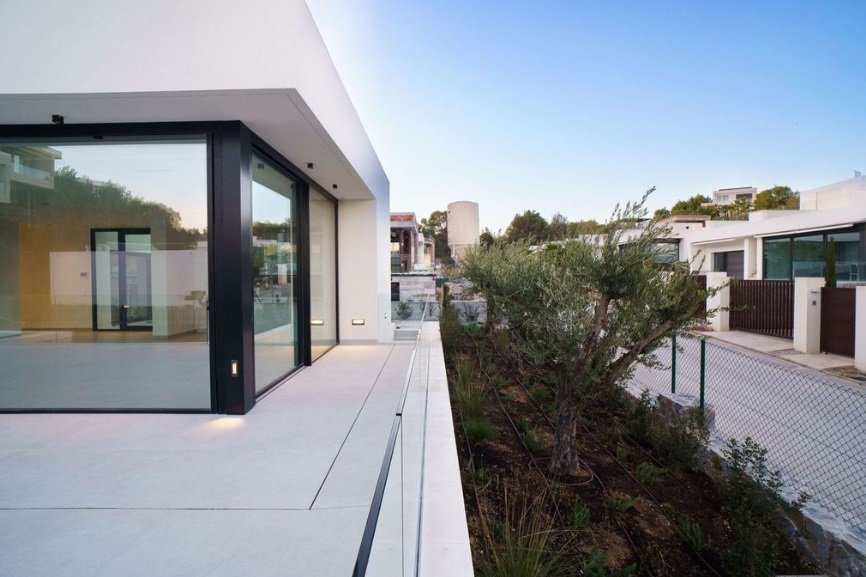 Villa in Campoamor, Alicante, Spain 3 bedrooms, 806 sq.m. No. 145099