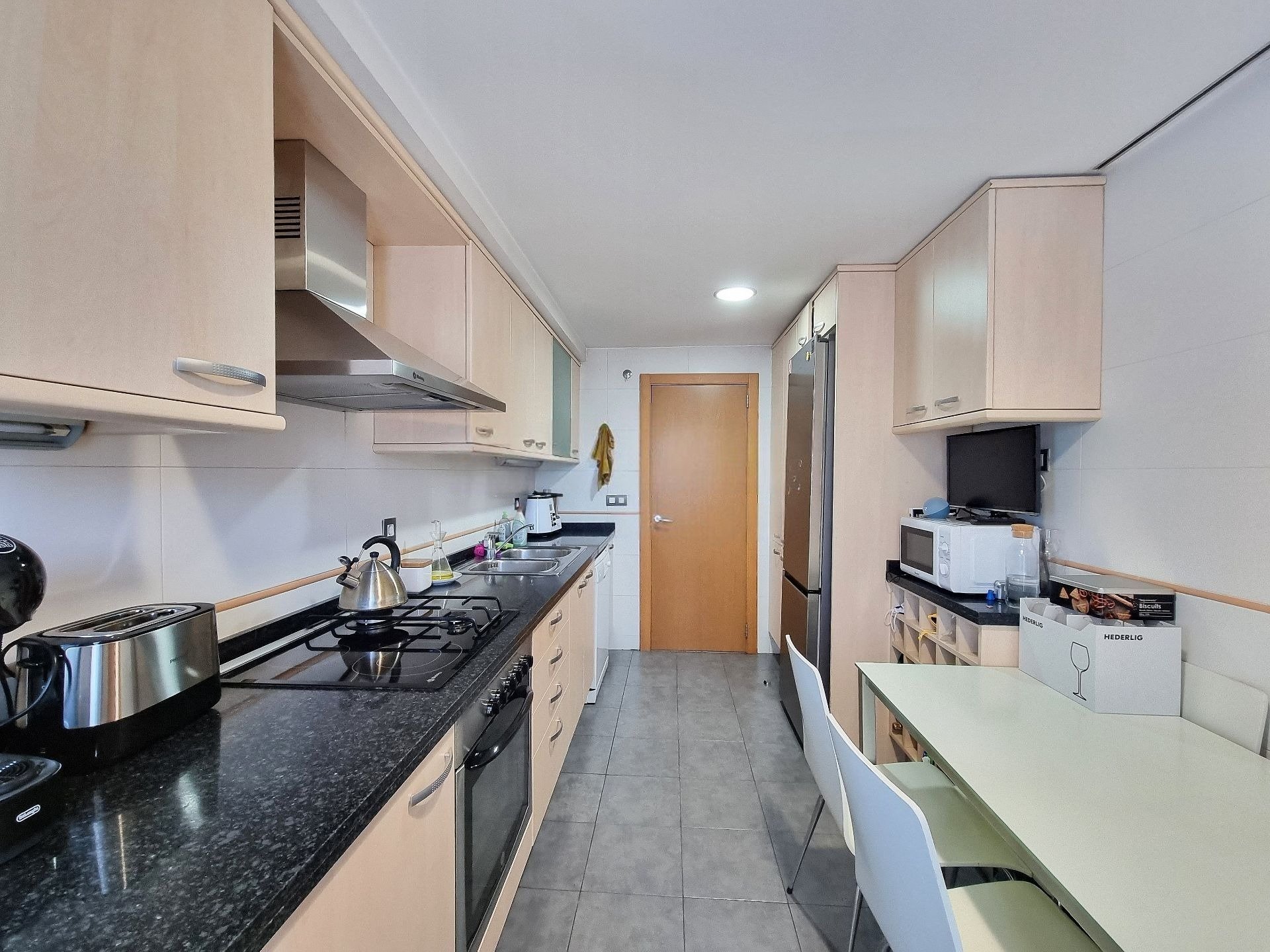 Apartamento en Sant Cugat del Vallès, Barcelona, España 4 dormitorios,  No. 141011