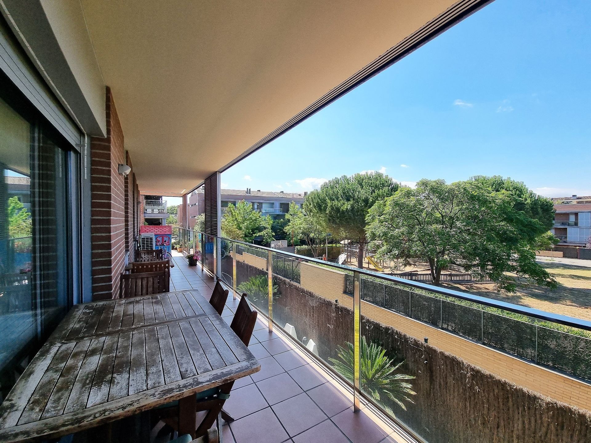 Apartamento en Sant Cugat del Vallès, Barcelona, España 4 dormitorios,  No. 141011