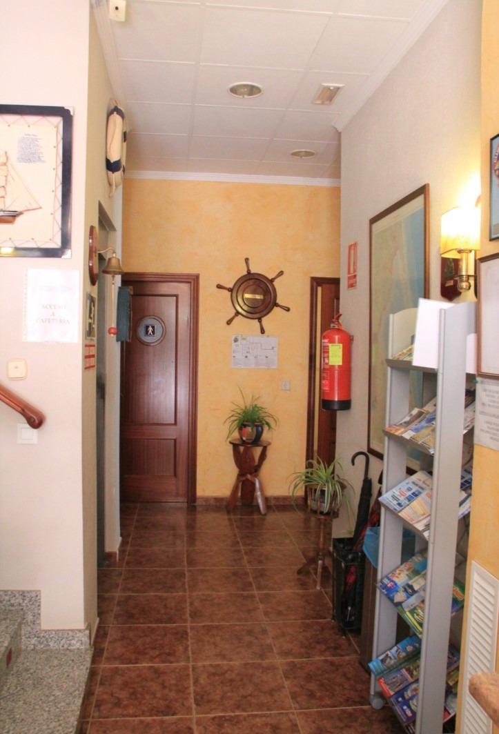 Hotel en Santiago de la Ribera, Murcia, España 16 dormitorios, 568 m2 No. 165415