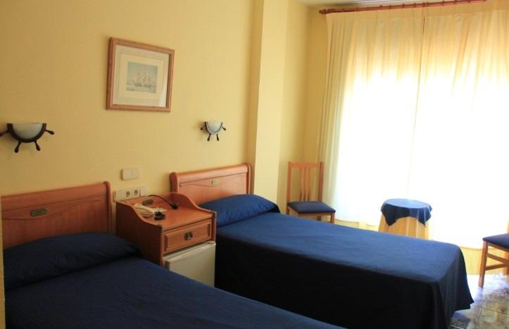 Hotel en Santiago de la Ribera, Murcia, España 16 dormitorios, 568 m2 No. 165415