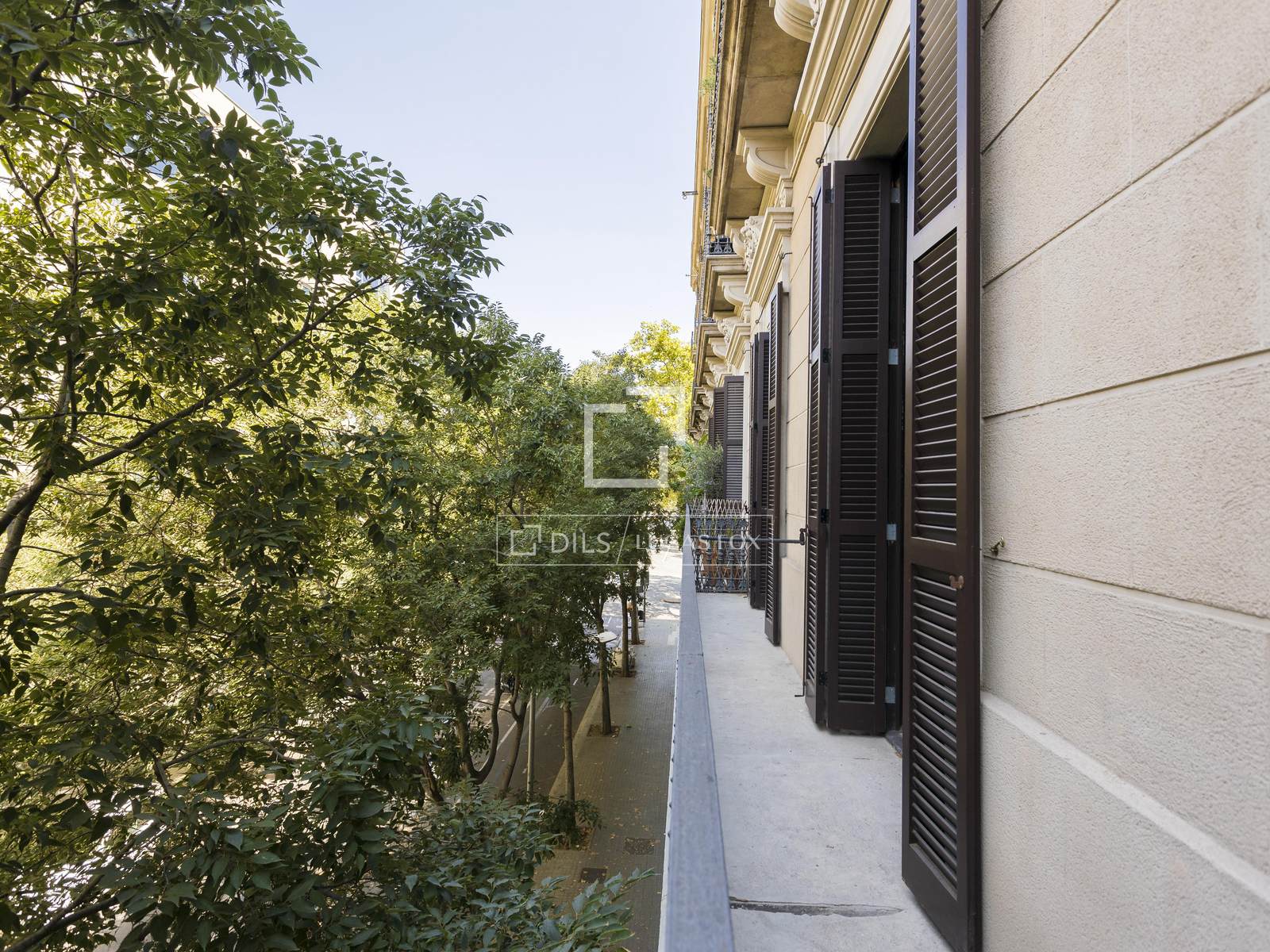 Apartment à Barcelona, Espagne 3 chambres, 144 m2 No. 168923
