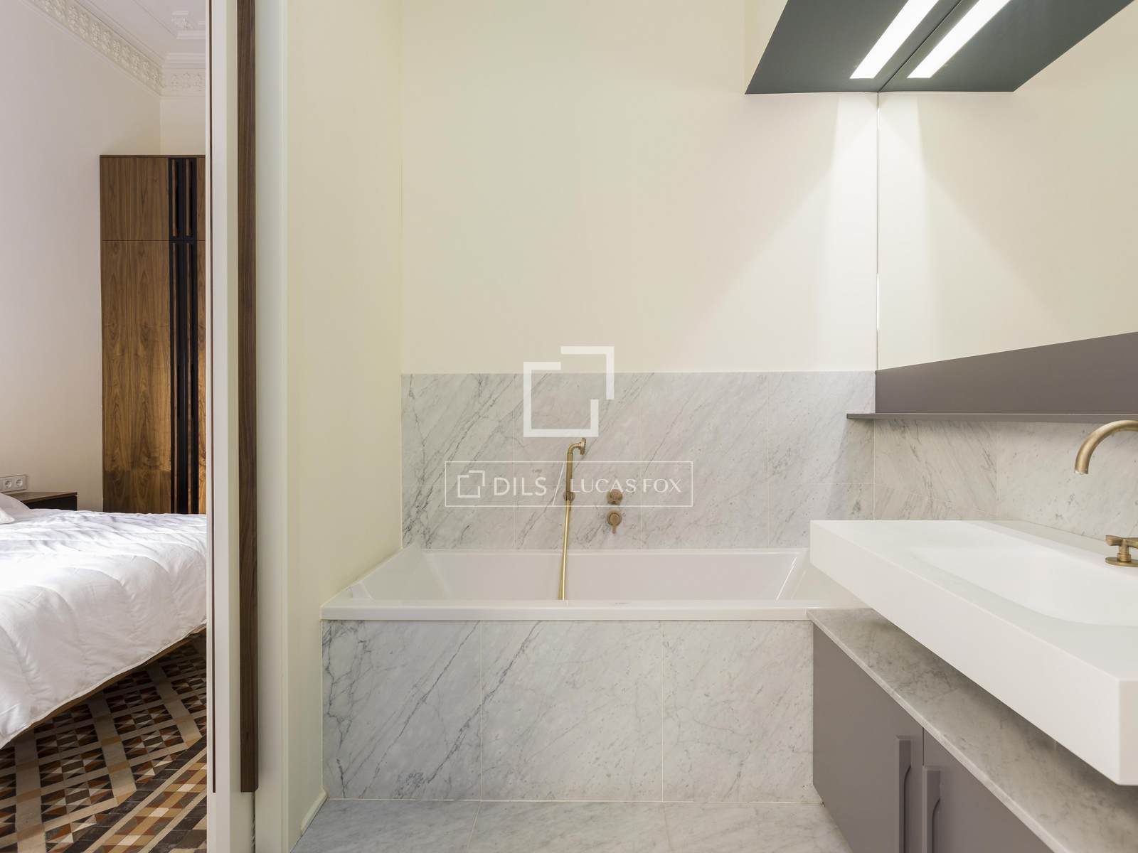 Apartment à Barcelona, Espagne 3 chambres, 144 m2 No. 168923