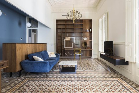 Apartment à Barcelona, Espagne 3 chambres, 144 m2 No. 168923