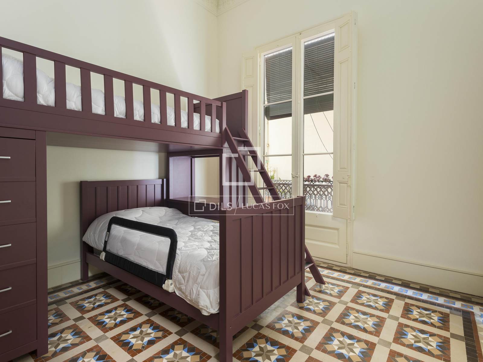 Apartment à Barcelona, Espagne 3 chambres, 144 m2 No. 168923