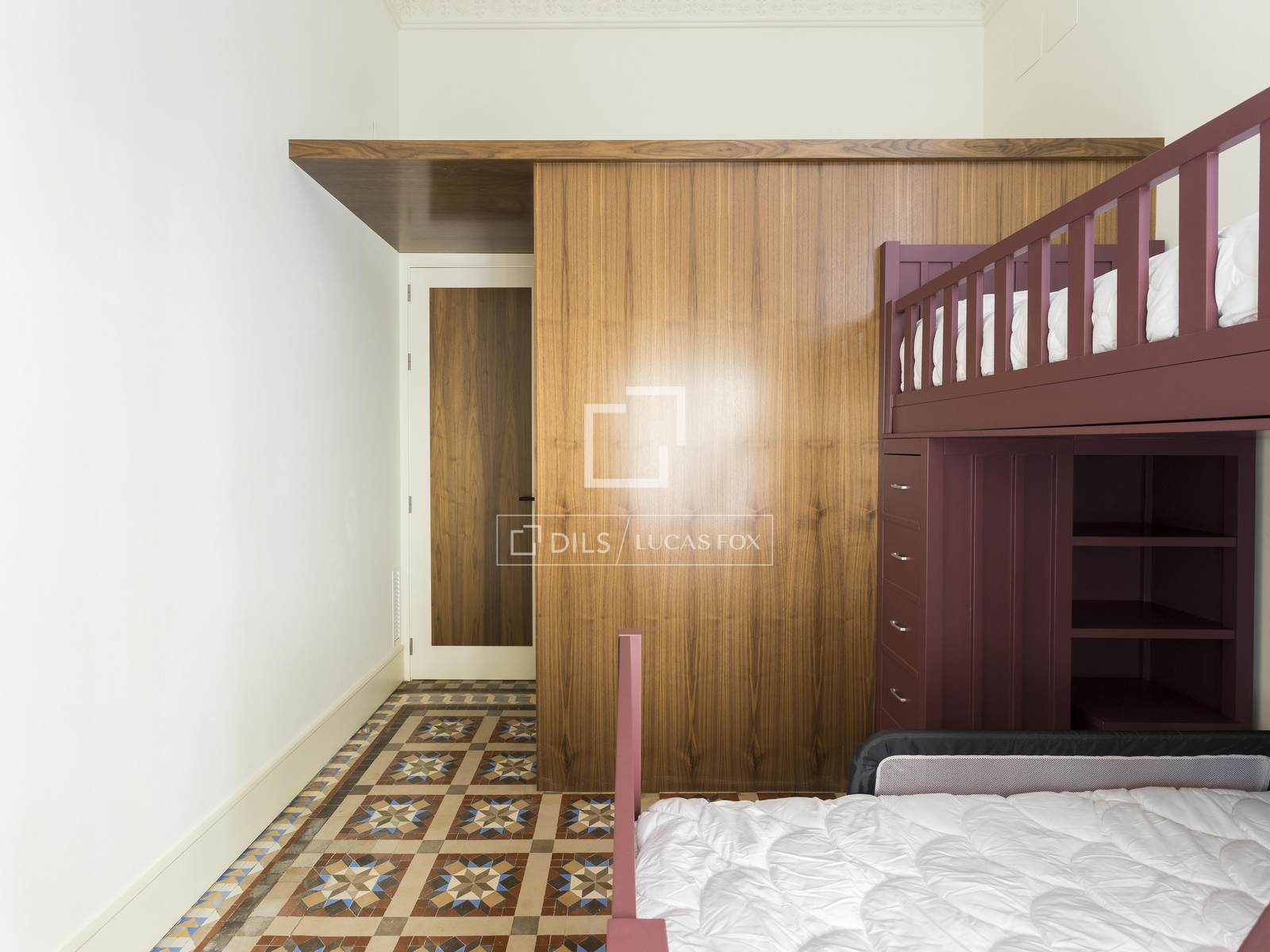 Apartment à Barcelona, Espagne 3 chambres, 144 m2 No. 168923