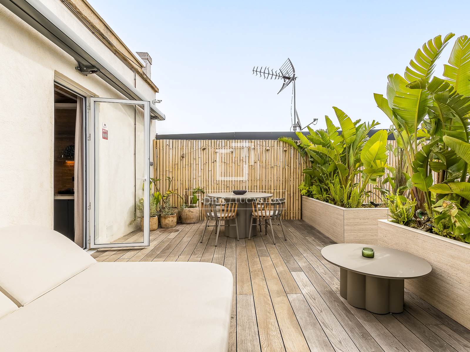 Penthauss Barcelona, Spānijā 1 istaba, 52 m2 Nr. 168928
