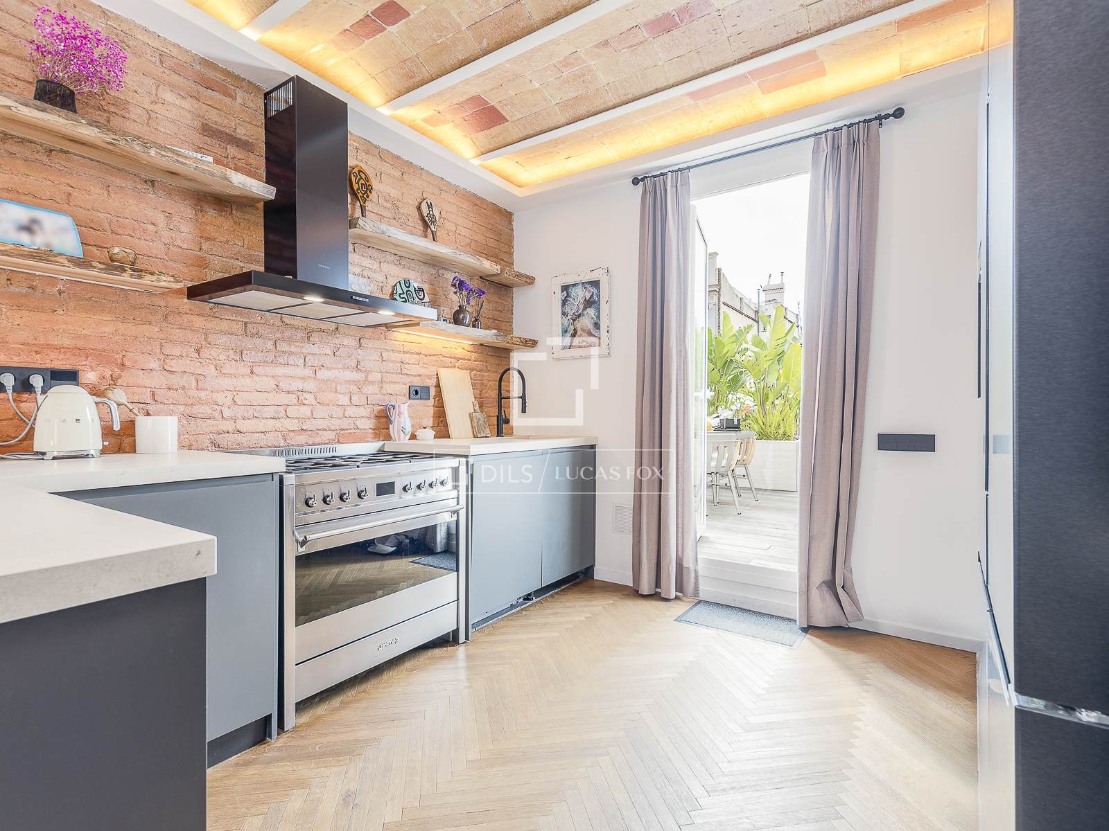 Penthauss Barcelona, Spānijā 1 istaba, 52 m2 Nr. 168928