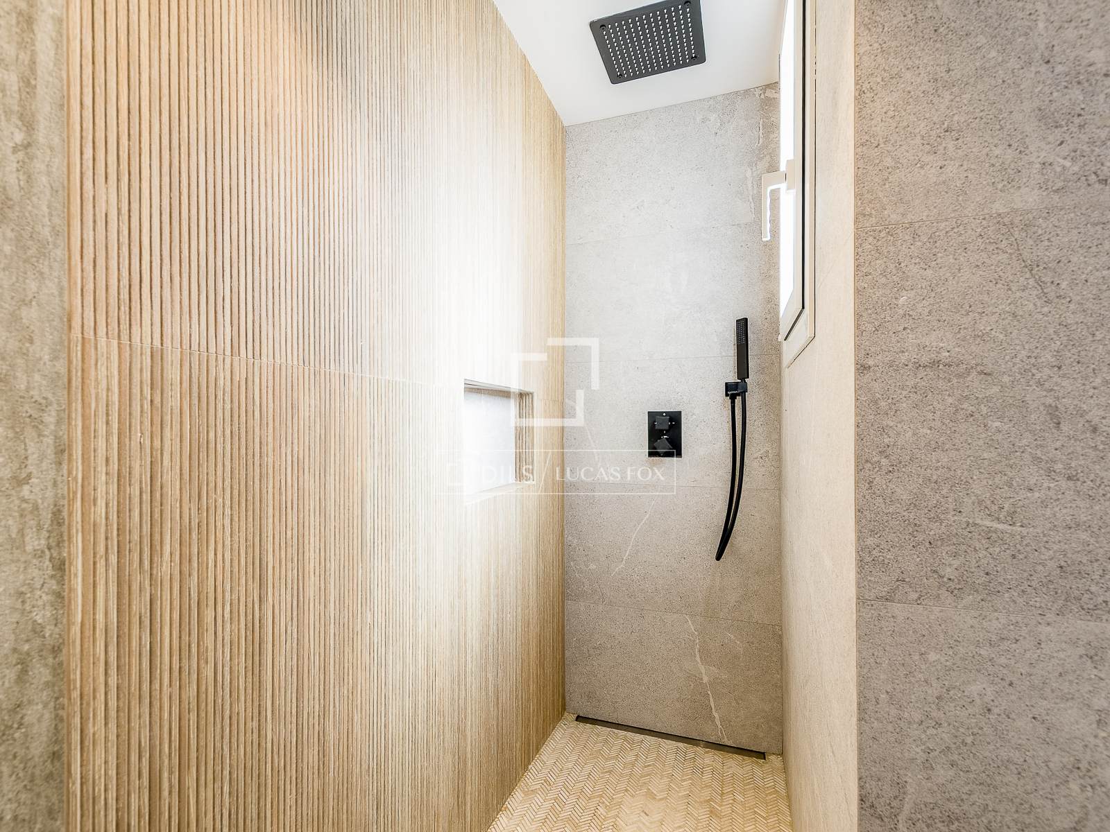 Penthauss Barcelona, Spānijā 1 istaba, 52 m2 Nr. 168928