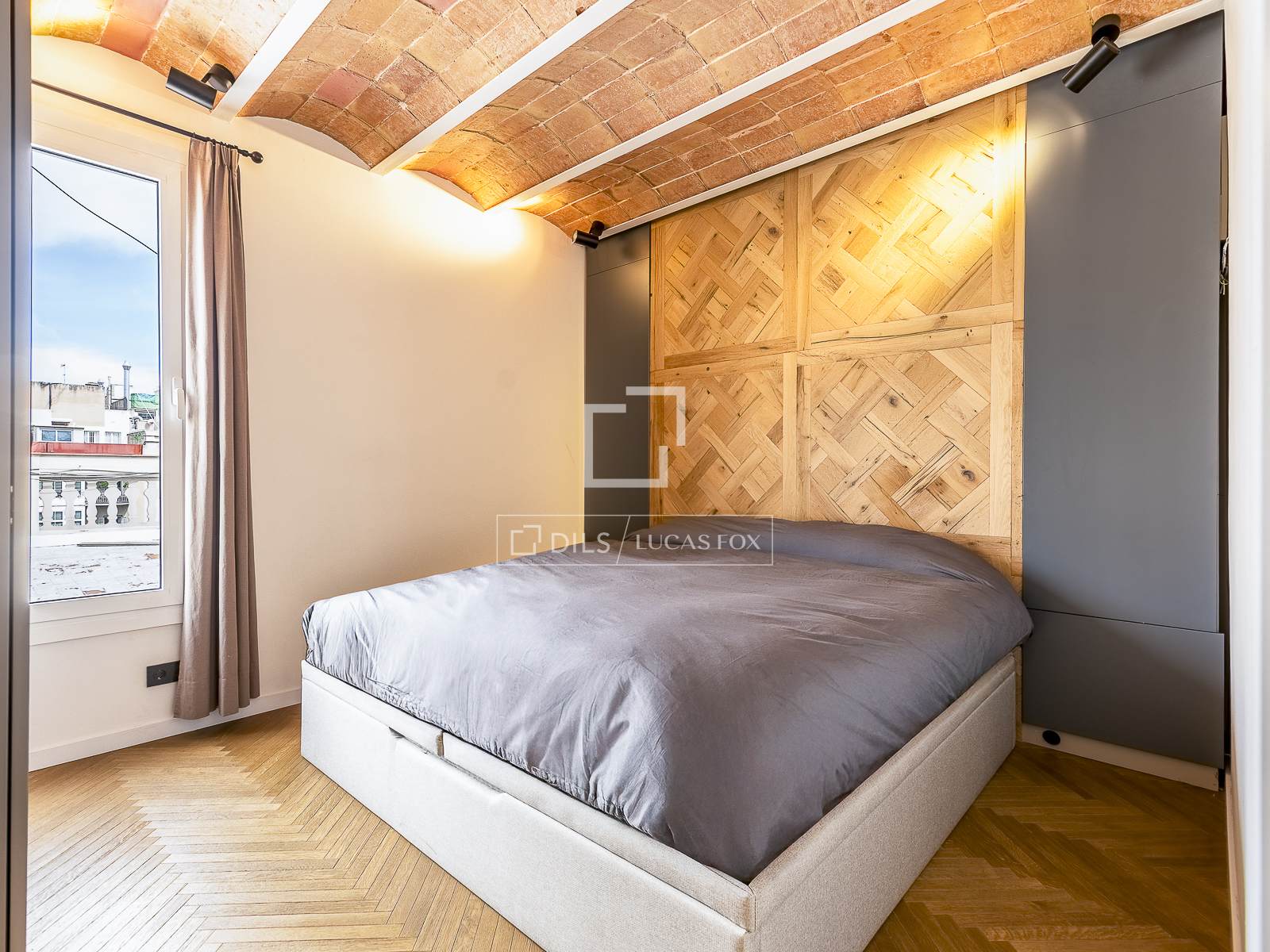 Penthauss Barcelona, Spānijā 1 istaba, 52 m2 Nr. 168928