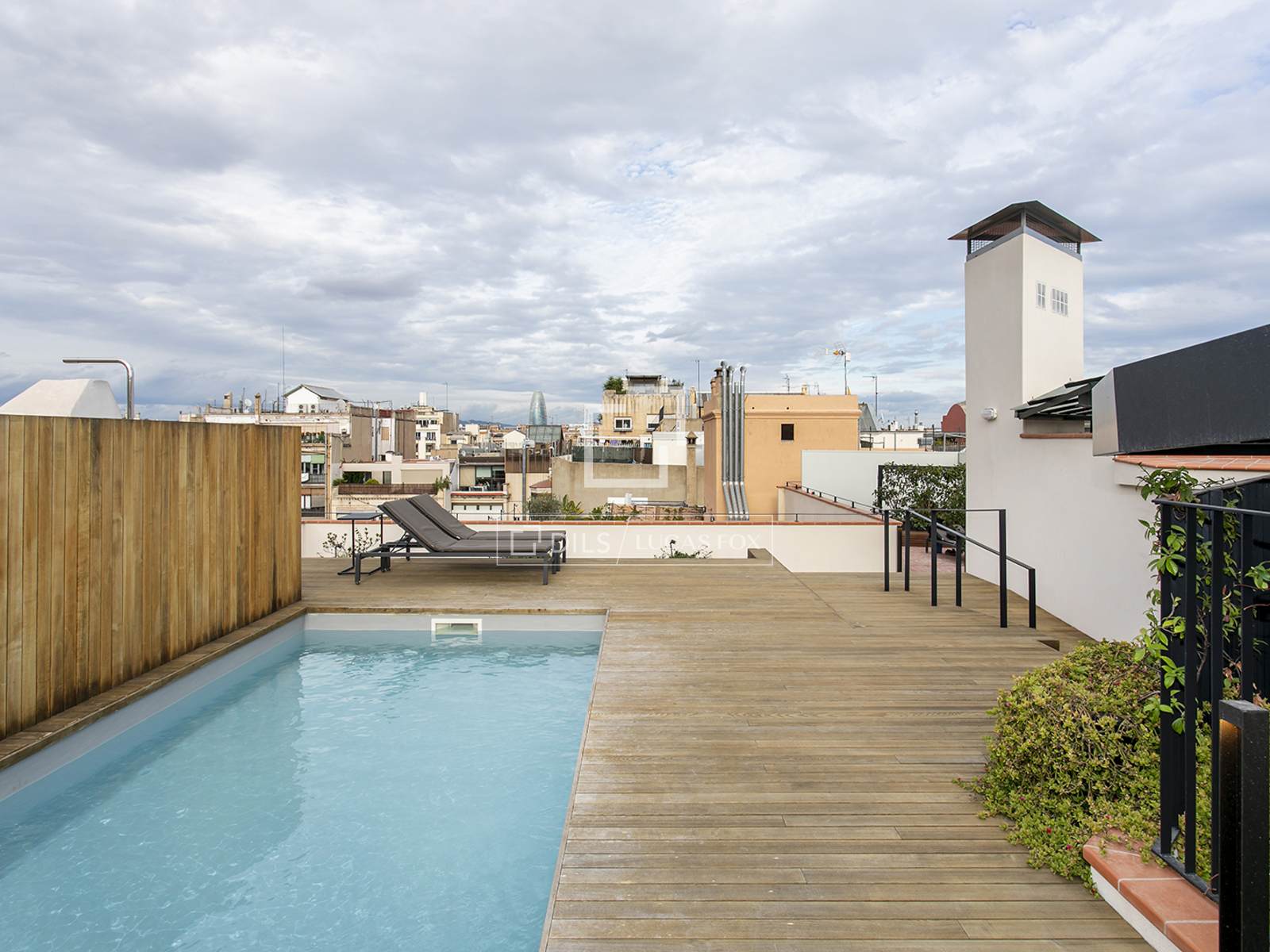 Dzīvoklis Barcelona, Spānijā 3 istabas, 170 m2 Nr. 168925