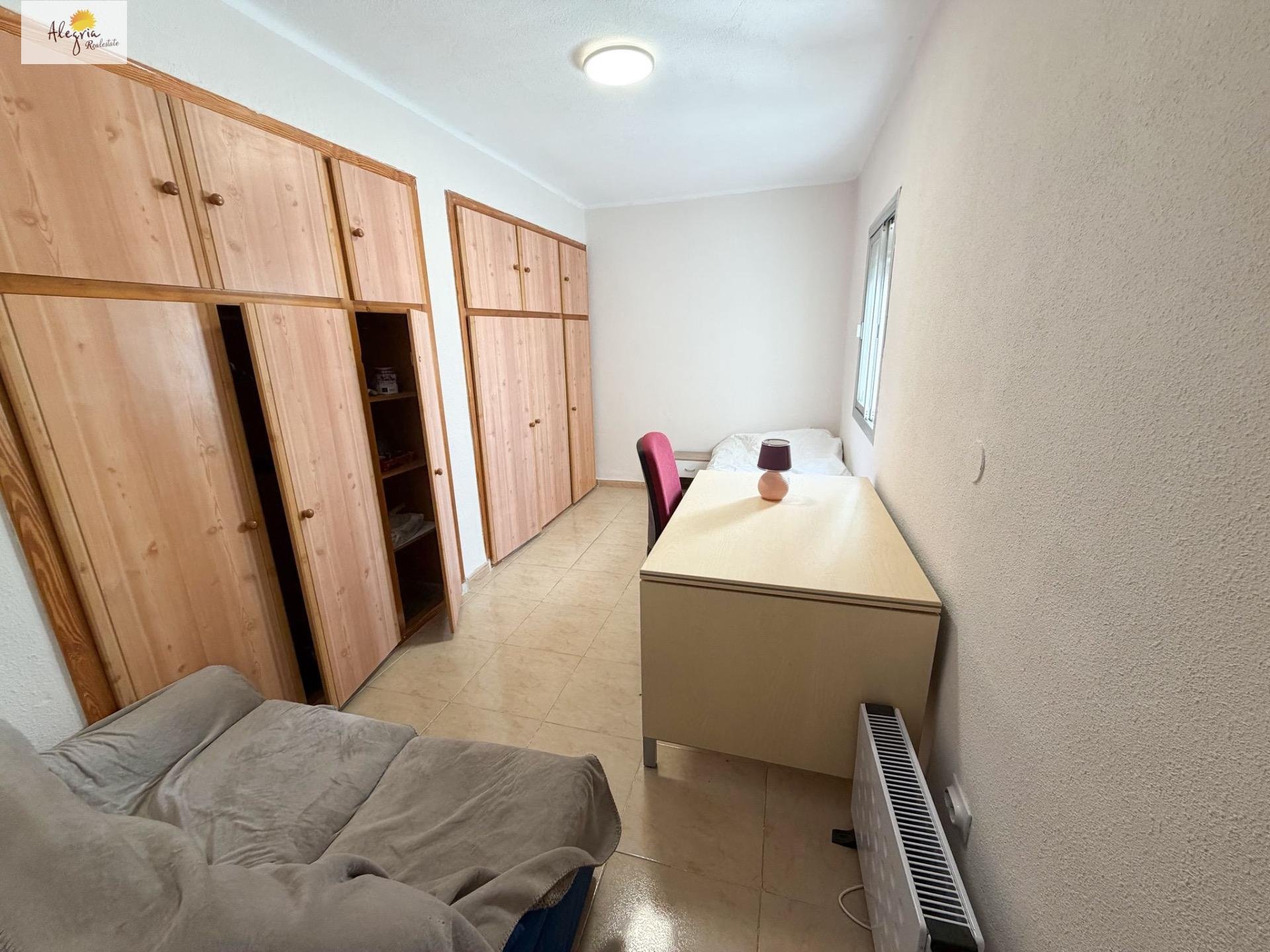 Apartamento en Massanassa, València, España 1 dormitorio, 70 m2 No. 183007