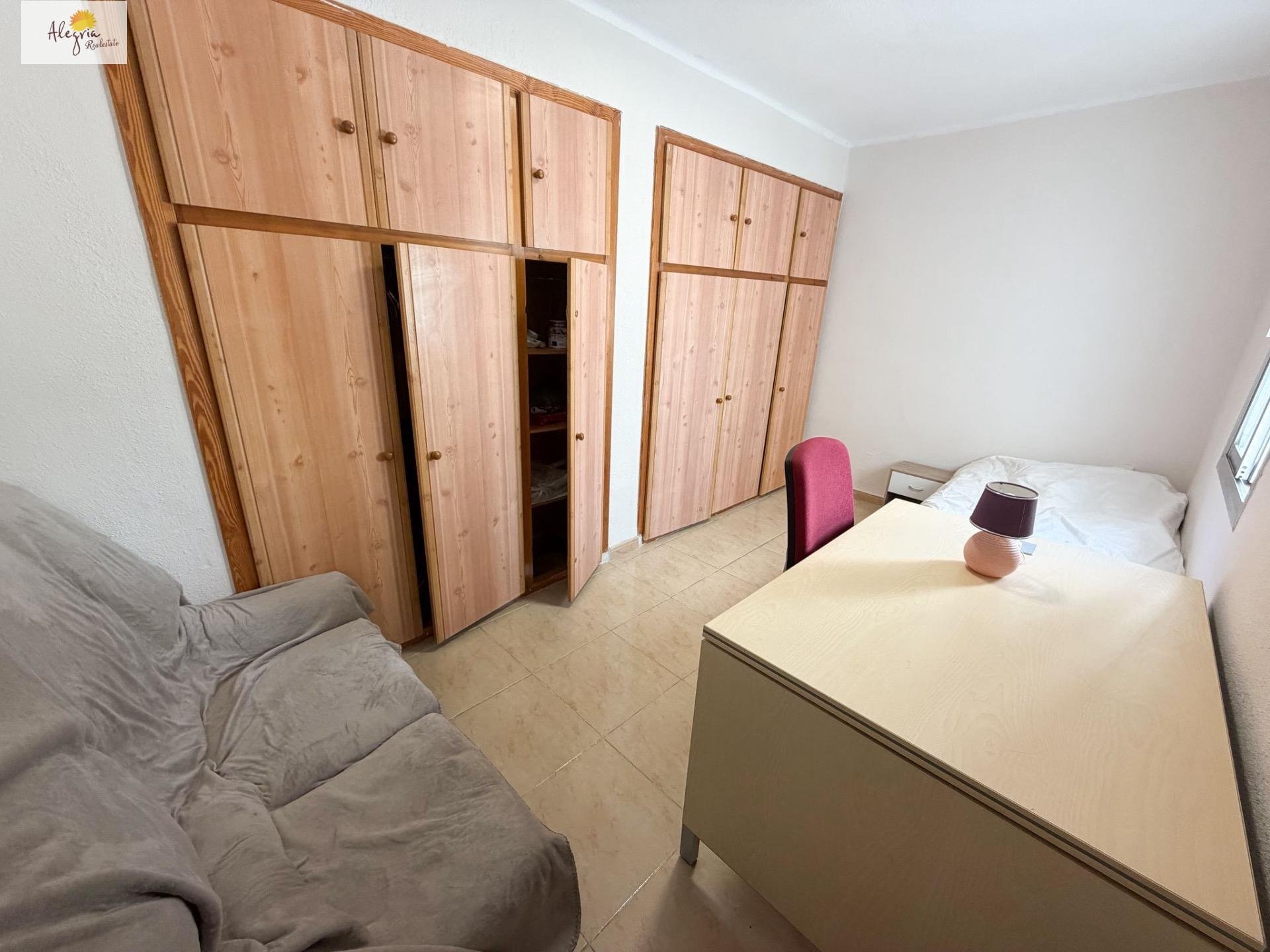 Apartamento en Massanassa, València, España 1 dormitorio, 70 m2 No. 183007