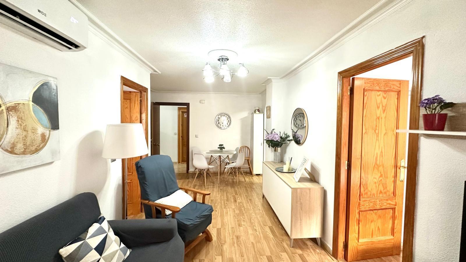 Apartment in Torrevieja, Alicante, Spain 58 sq.m. No. 183005