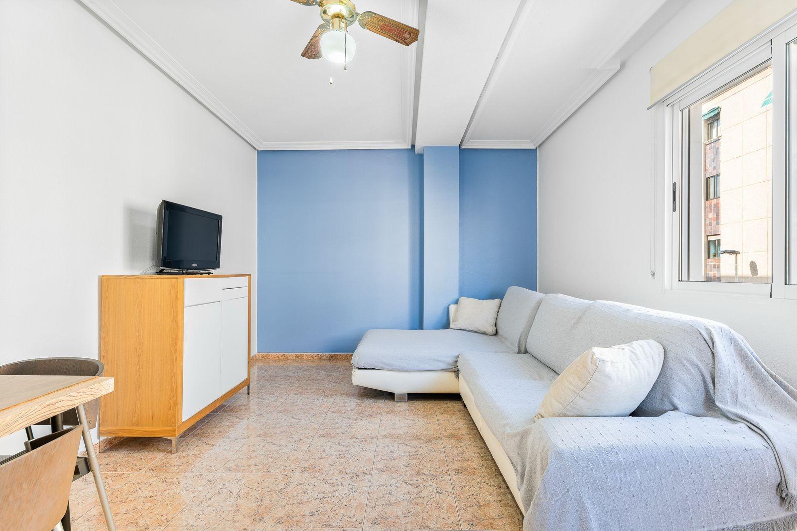 Apartment à Torrevieja, Alicante, Espagne 3 chambres, 102 m2 No. 183003