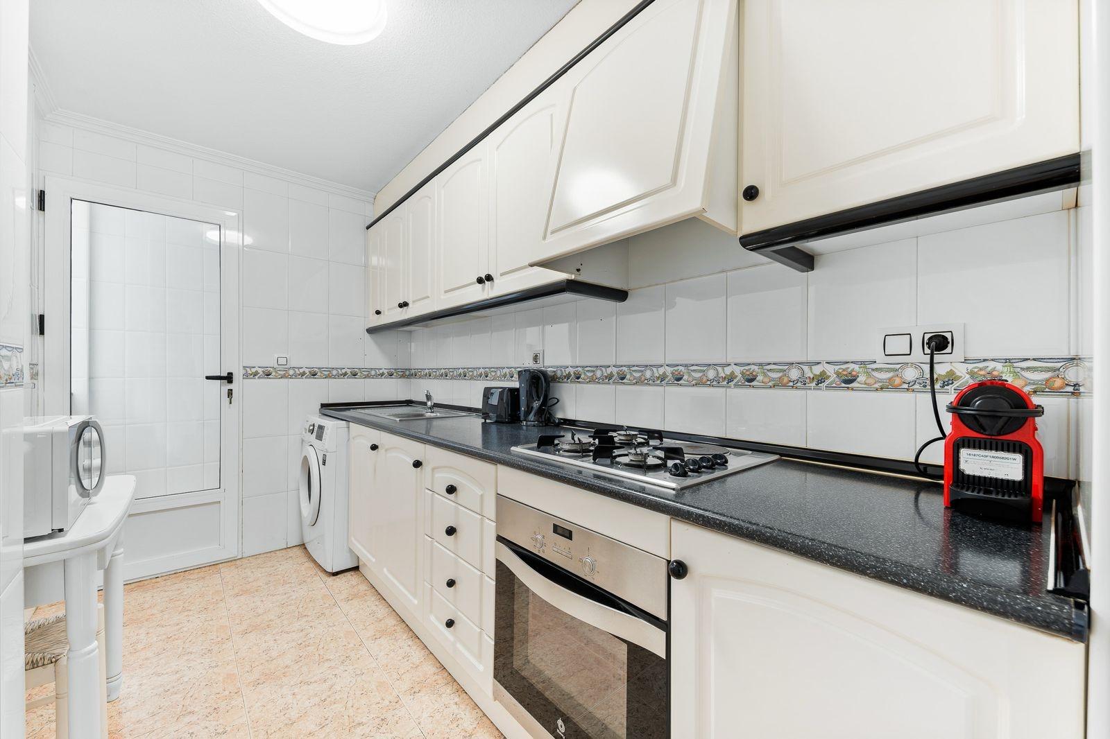 Apartment à Torrevieja, Alicante, Espagne 3 chambres, 102 m2 No. 183003