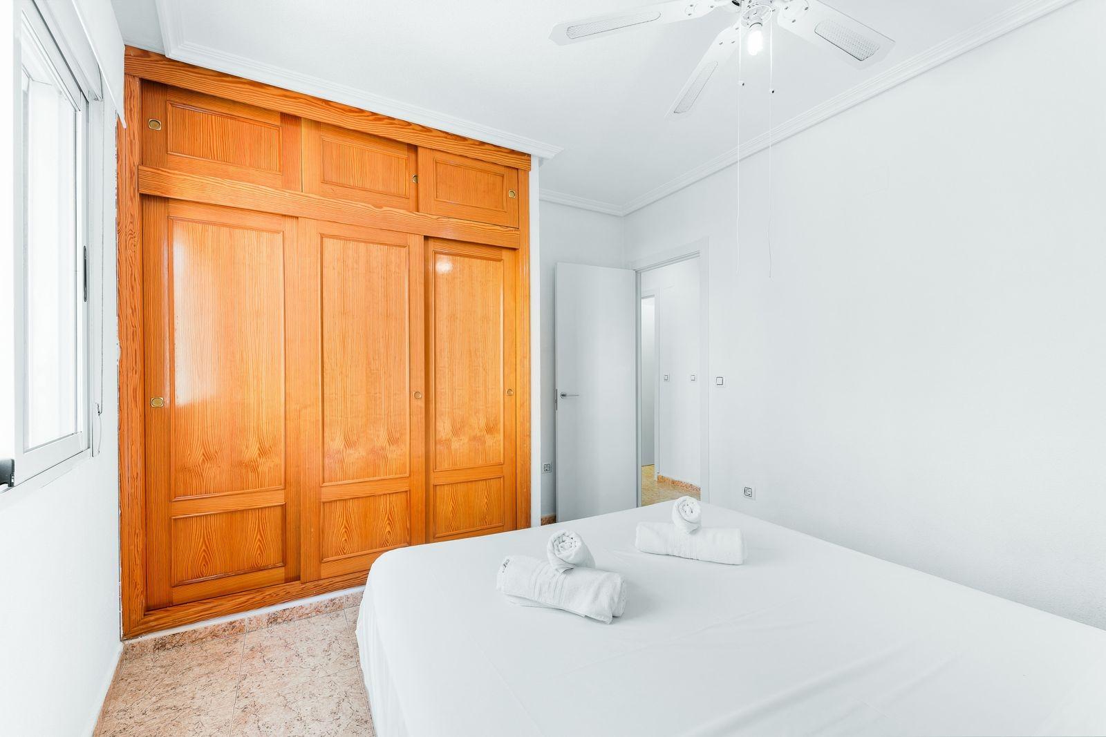 Apartment à Torrevieja, Alicante, Espagne 3 chambres, 102 m2 No. 183003