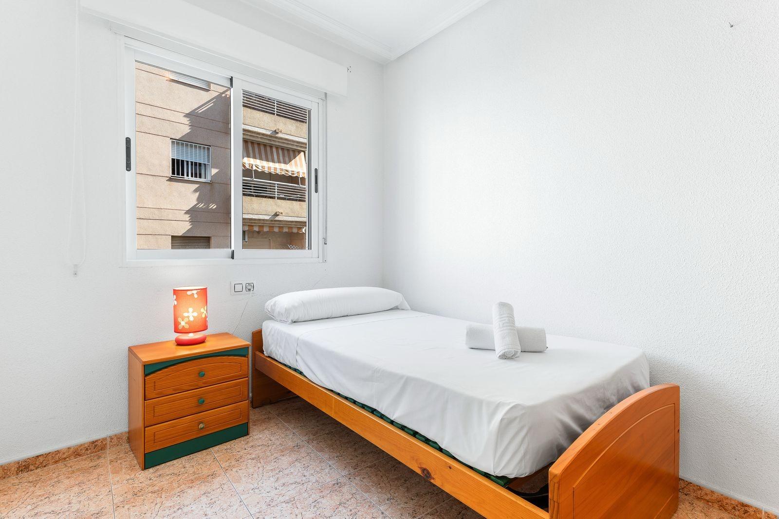 Apartment à Torrevieja, Alicante, Espagne 3 chambres, 102 m2 No. 183003