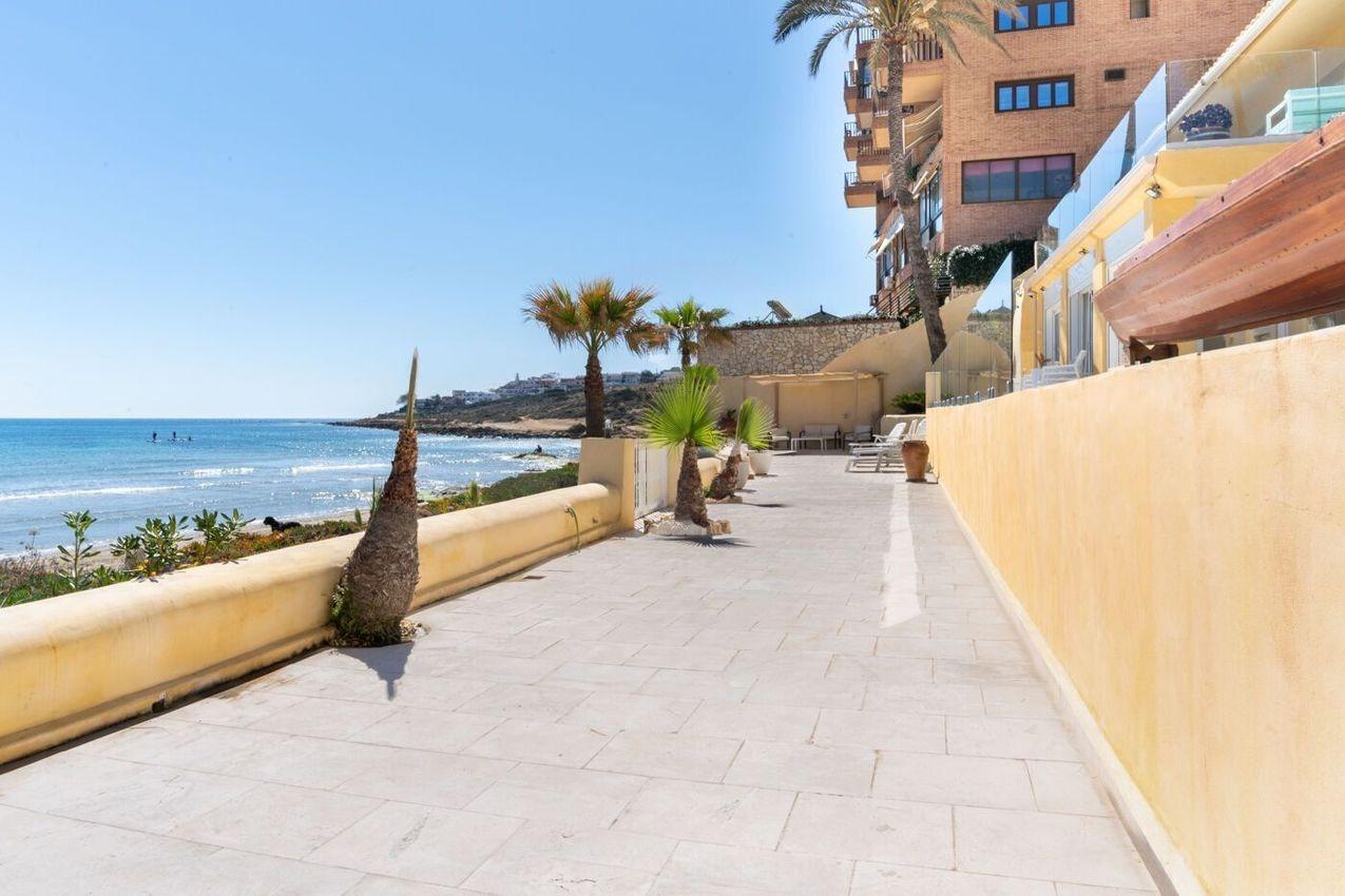 Villa in Cabo De Las Huertas, Alicante, Spanien 10 Schlafzimmer, 720 m2 Nr. 168818