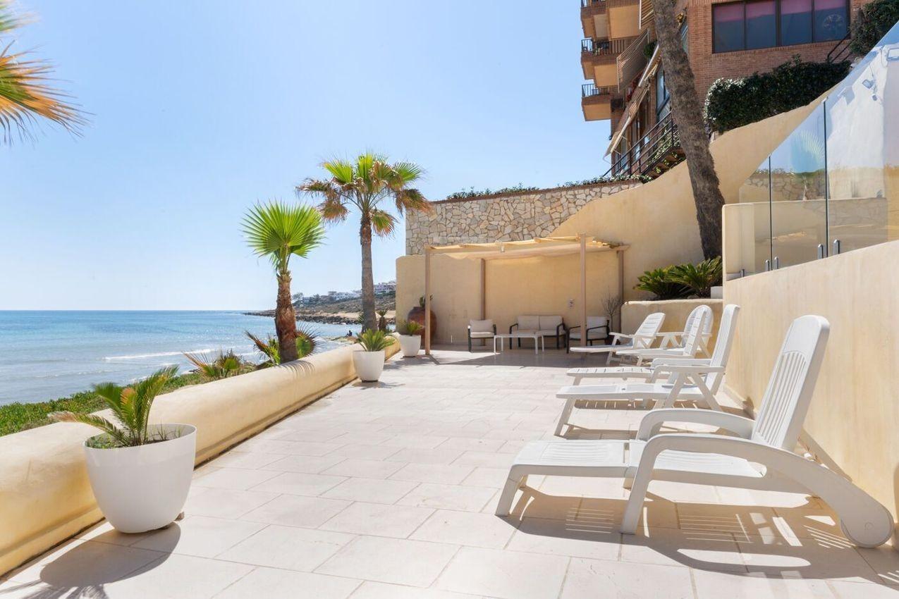 Villa in Cabo De Las Huertas, Alicante, Spanien 10 Schlafzimmer, 720 m2 Nr. 168818