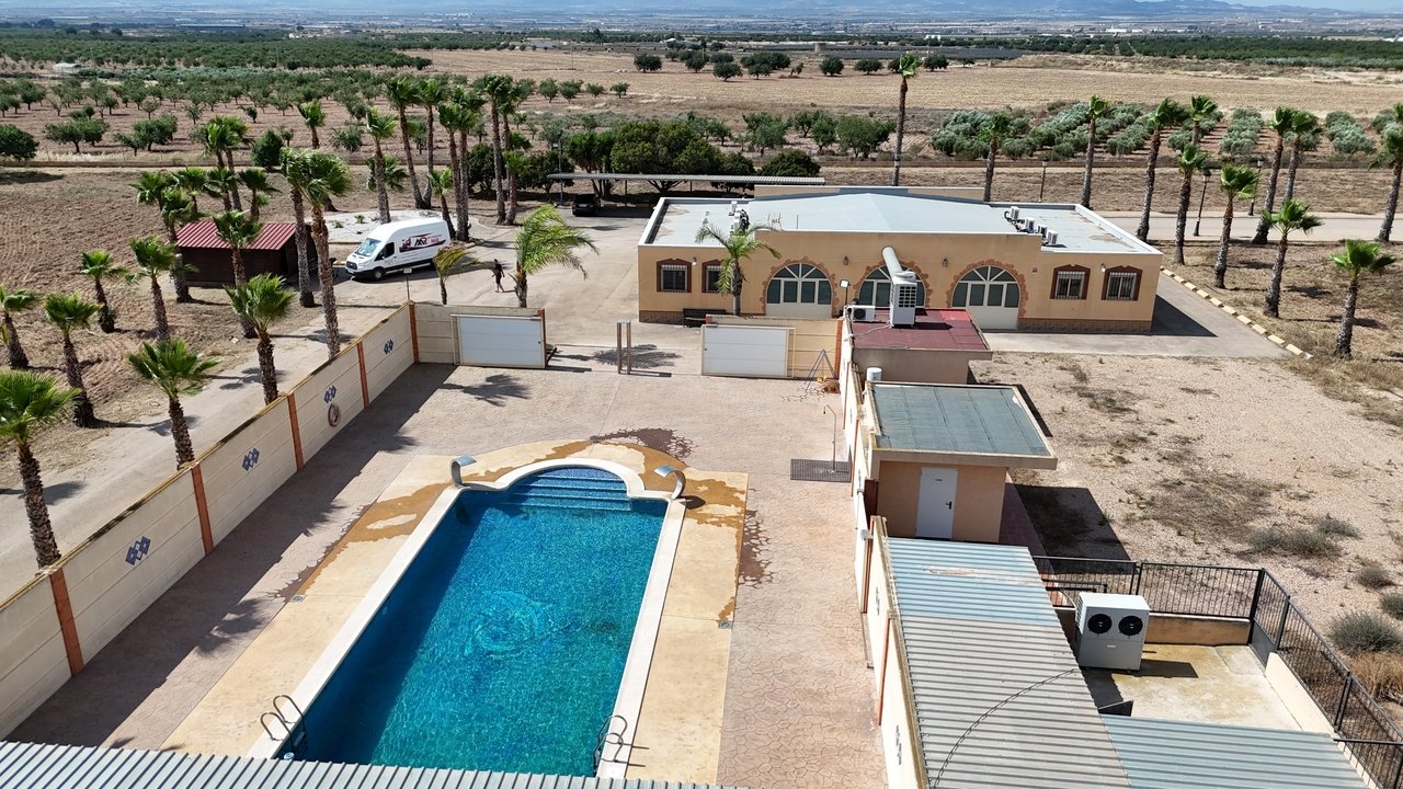 Villa in Fuente Alamo, Murcia, Spain 6 bedrooms, 558 sq.m. No. 189837