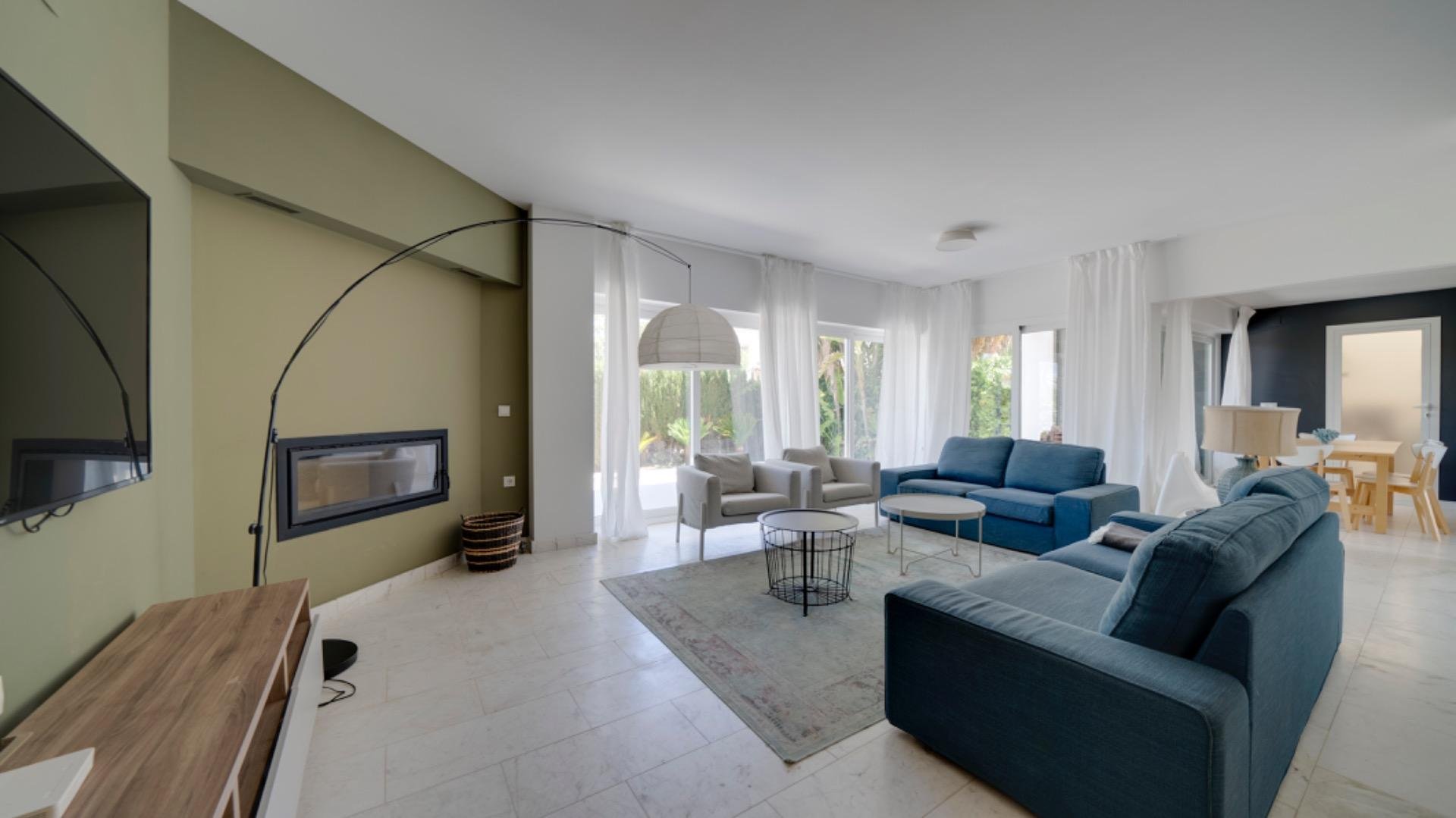 Villa a Albir, Alicante, Spagna 4 camere da letto, 548 mq. N° 165337