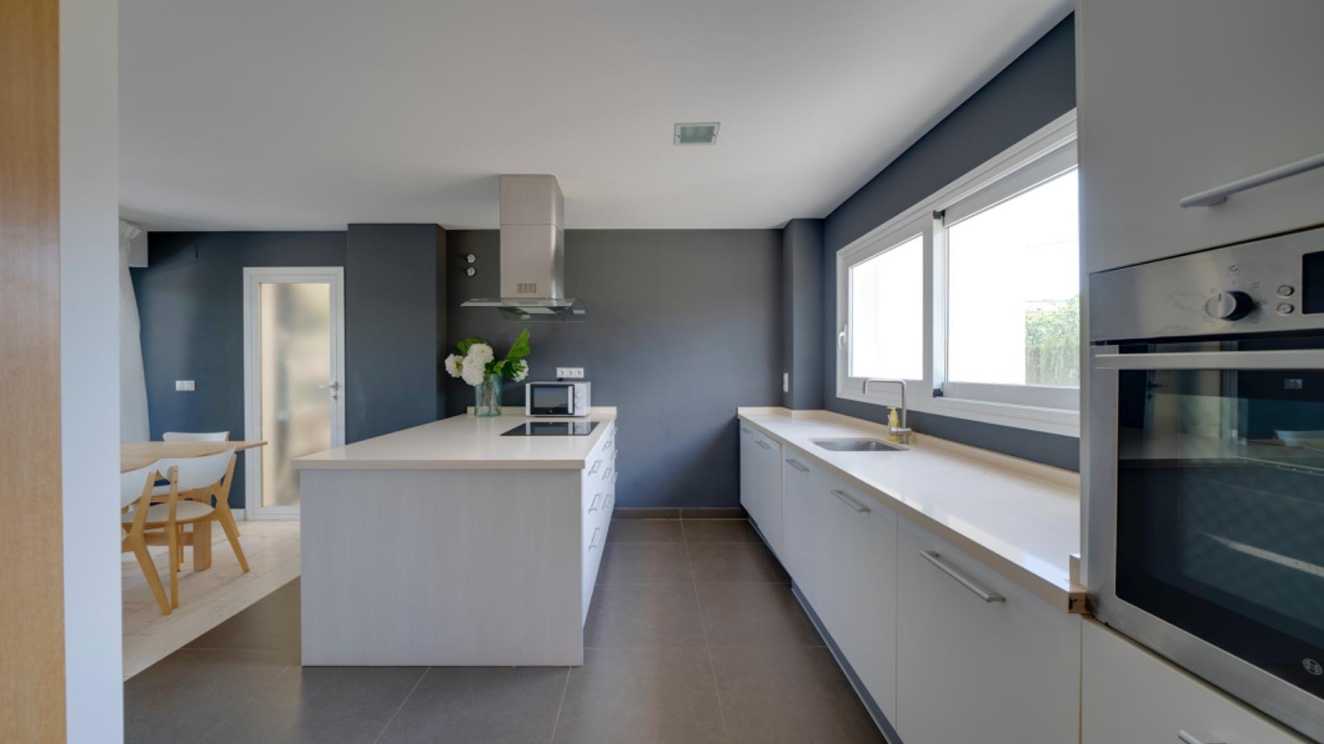 Villa a Albir, Alicante, Spagna 4 camere da letto, 548 mq. N° 165337