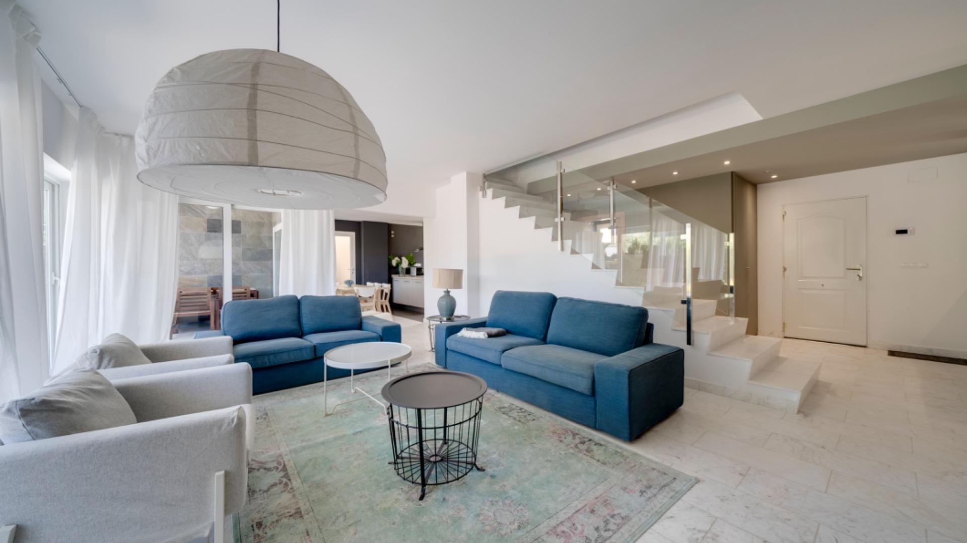 Villa a Albir, Alicante, Spagna 4 camere da letto, 548 mq. N° 165337