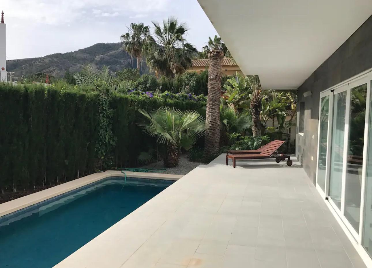 Villa a Albir, Alicante, Spagna 4 camere da letto, 548 mq. N° 165337