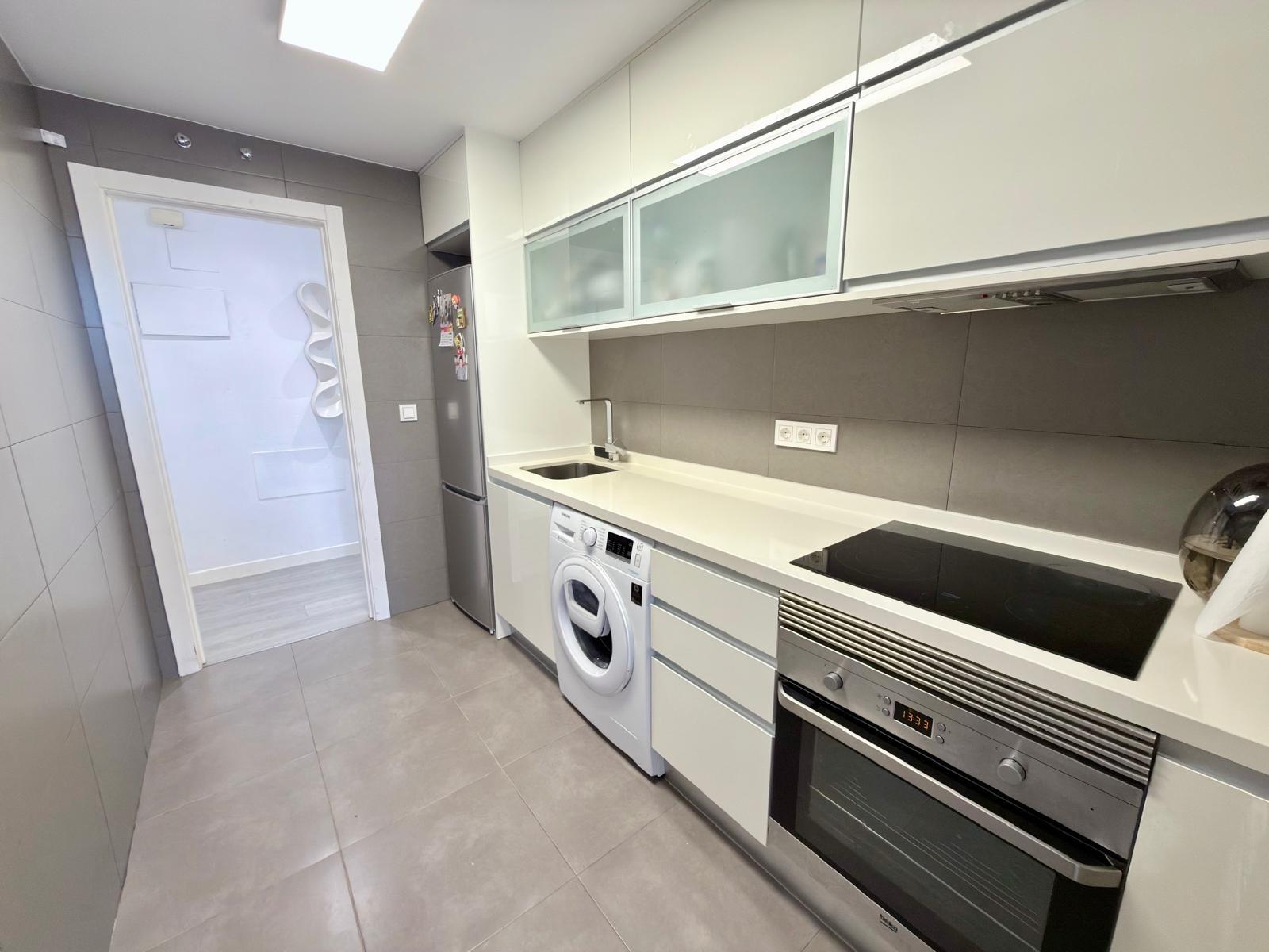 Квартира в Финестрат, Аликанте, Испания 2 спальни, 97м2 №167484