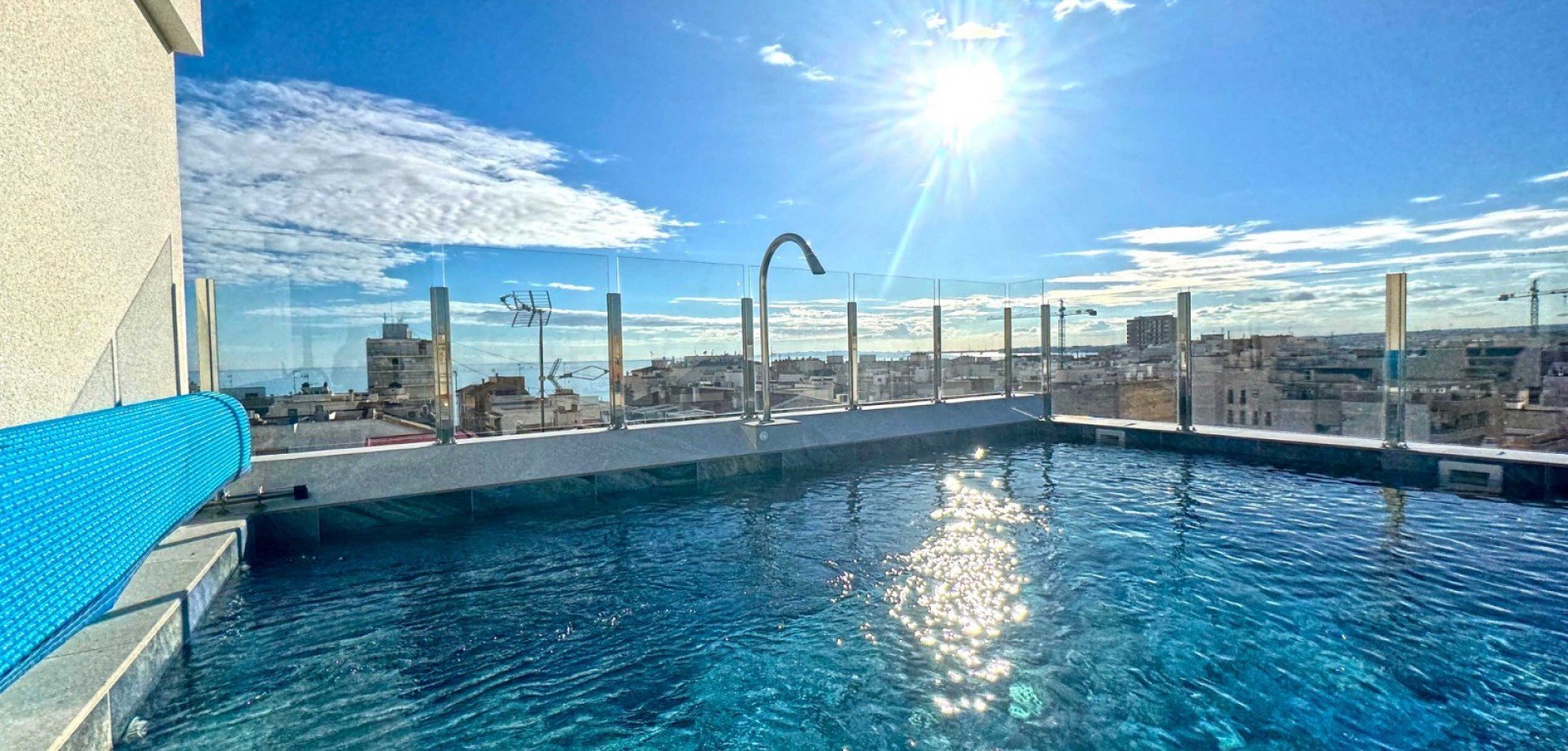 Квартира в Торревьеха, Аликанте, Испания 2 спальни, 88м2 №115138